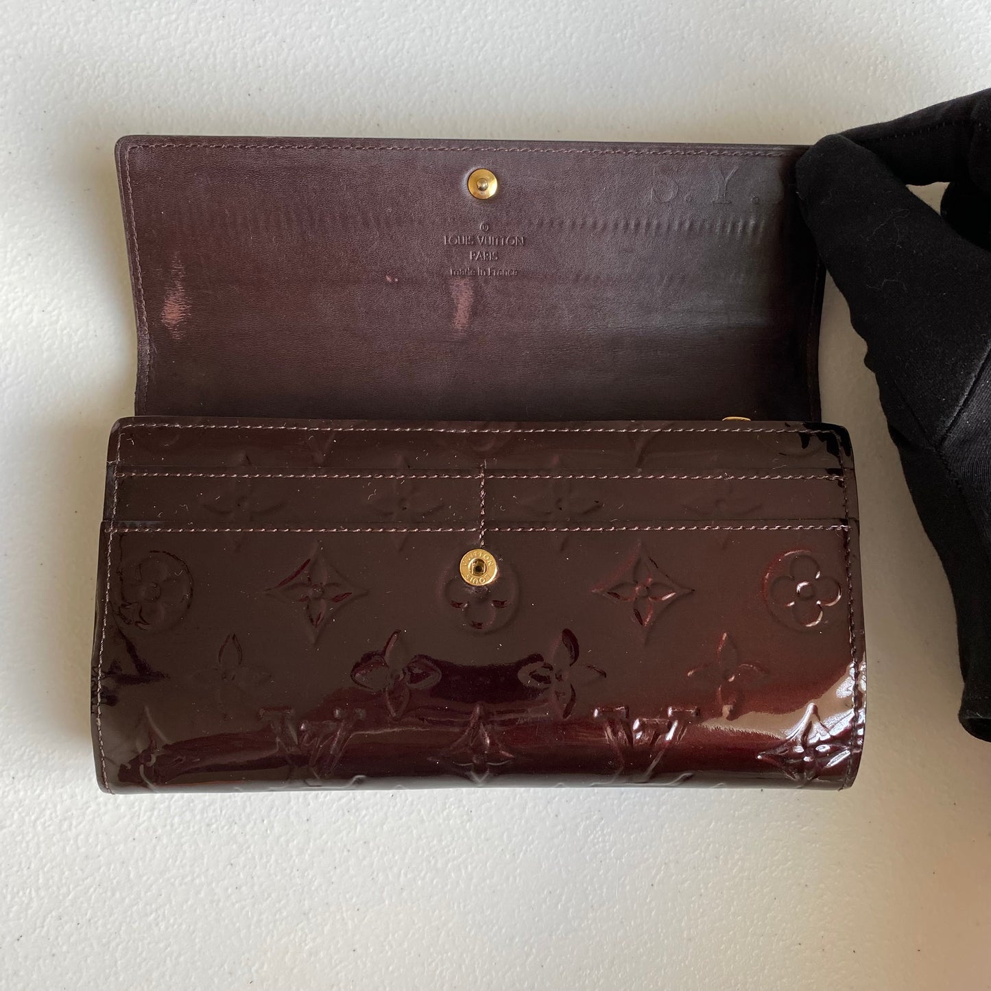 Louis Vuitton vernis long wallet tn3160 authentic with coa