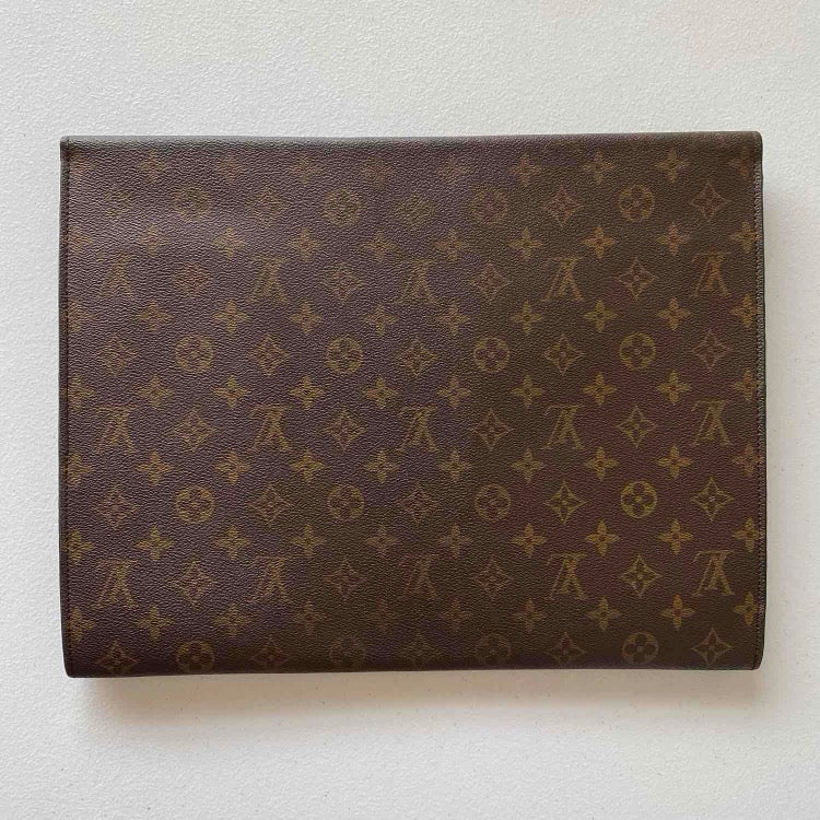 Louis Vuitton monogram document clutch bag Automatic with COA 14.5x11.3x1