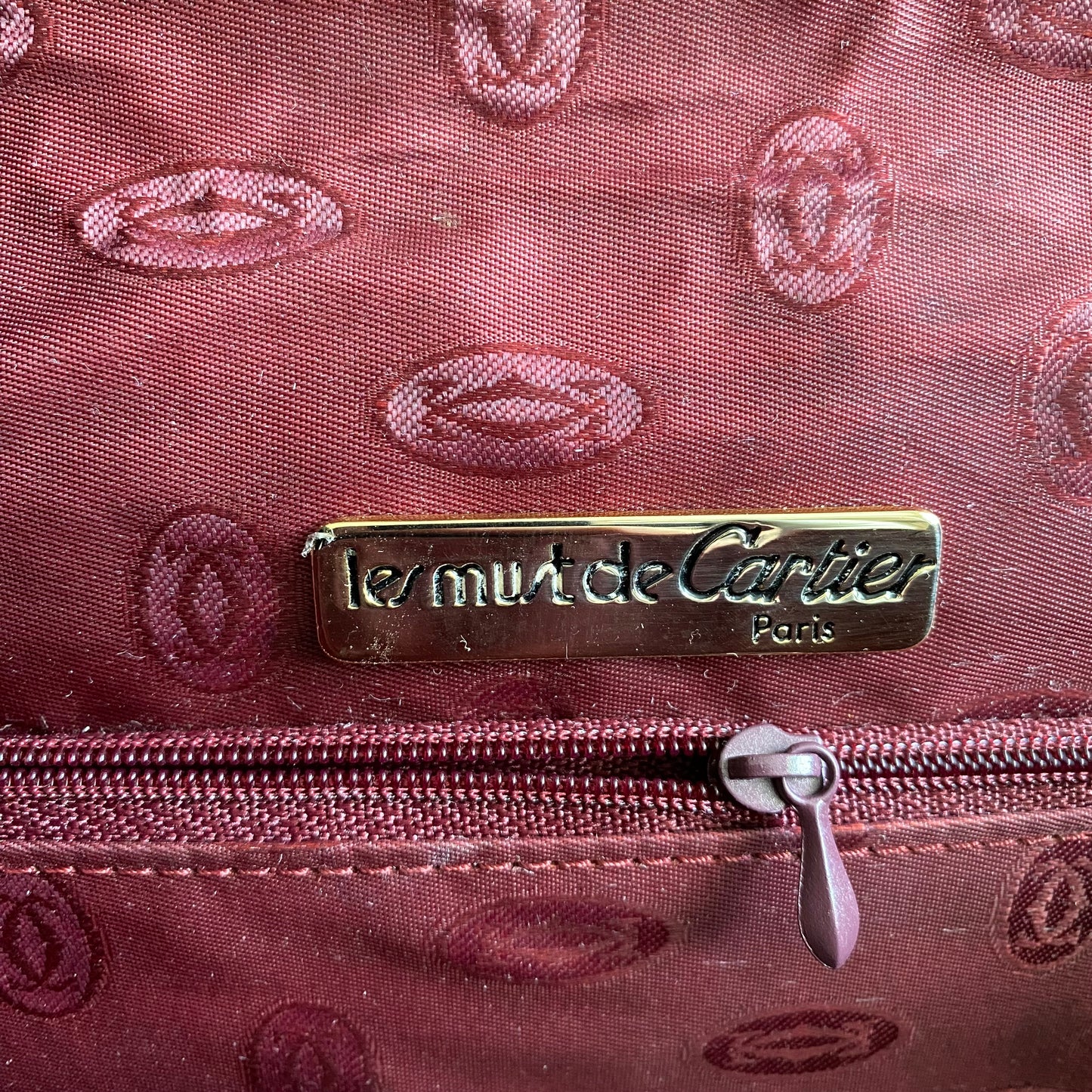 Cartier burgundy leather adjustable shoulder handbag Authentic with coa