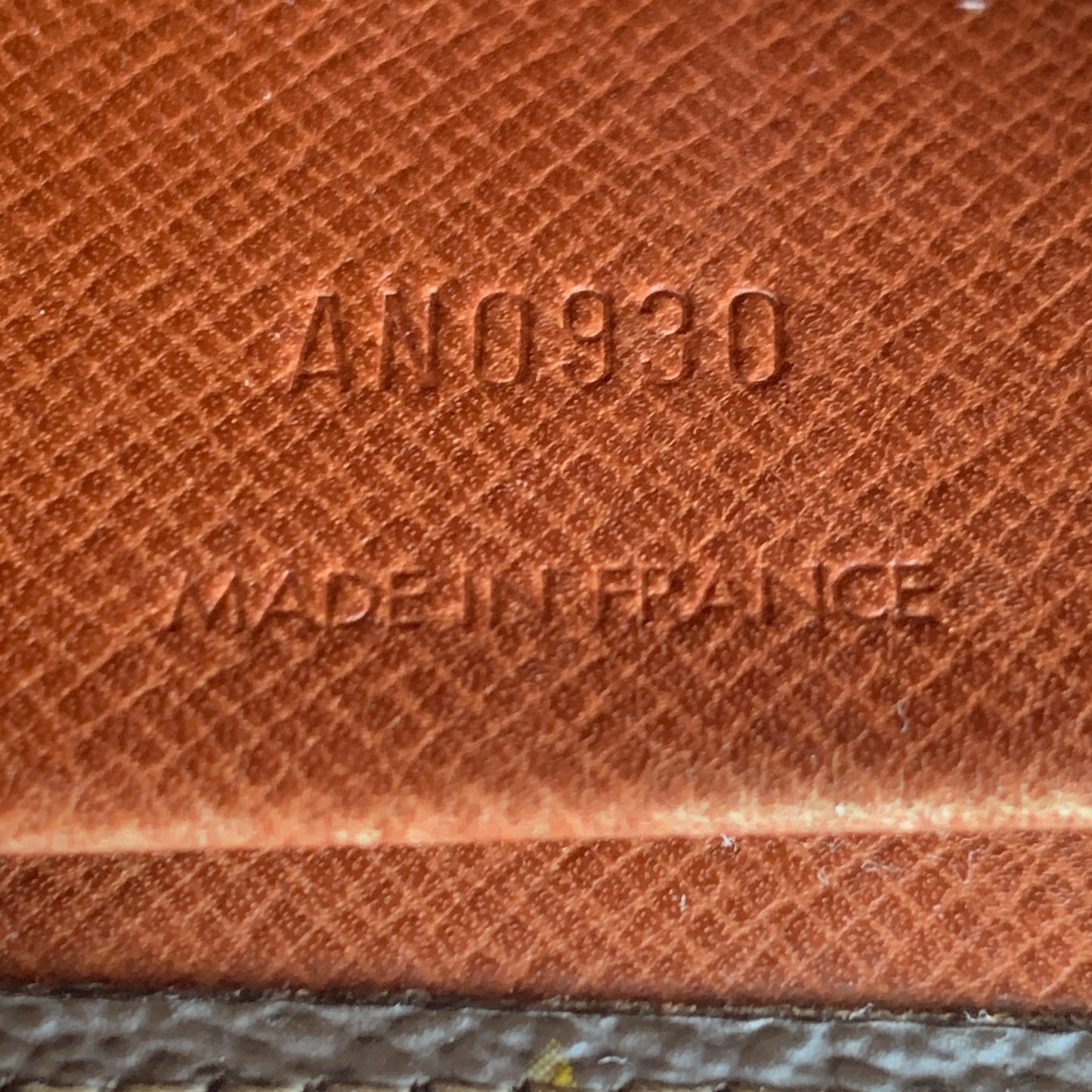 Louis Vuitton monogram unisex compact wallet AN0930 authentic with COA