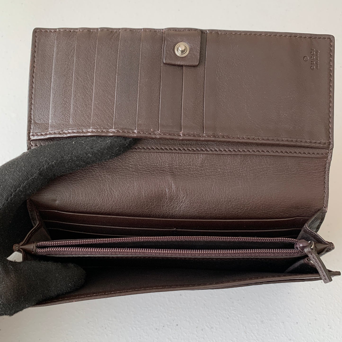 Gucci Long signature monogram Brown leather long Wallet authentic with COA