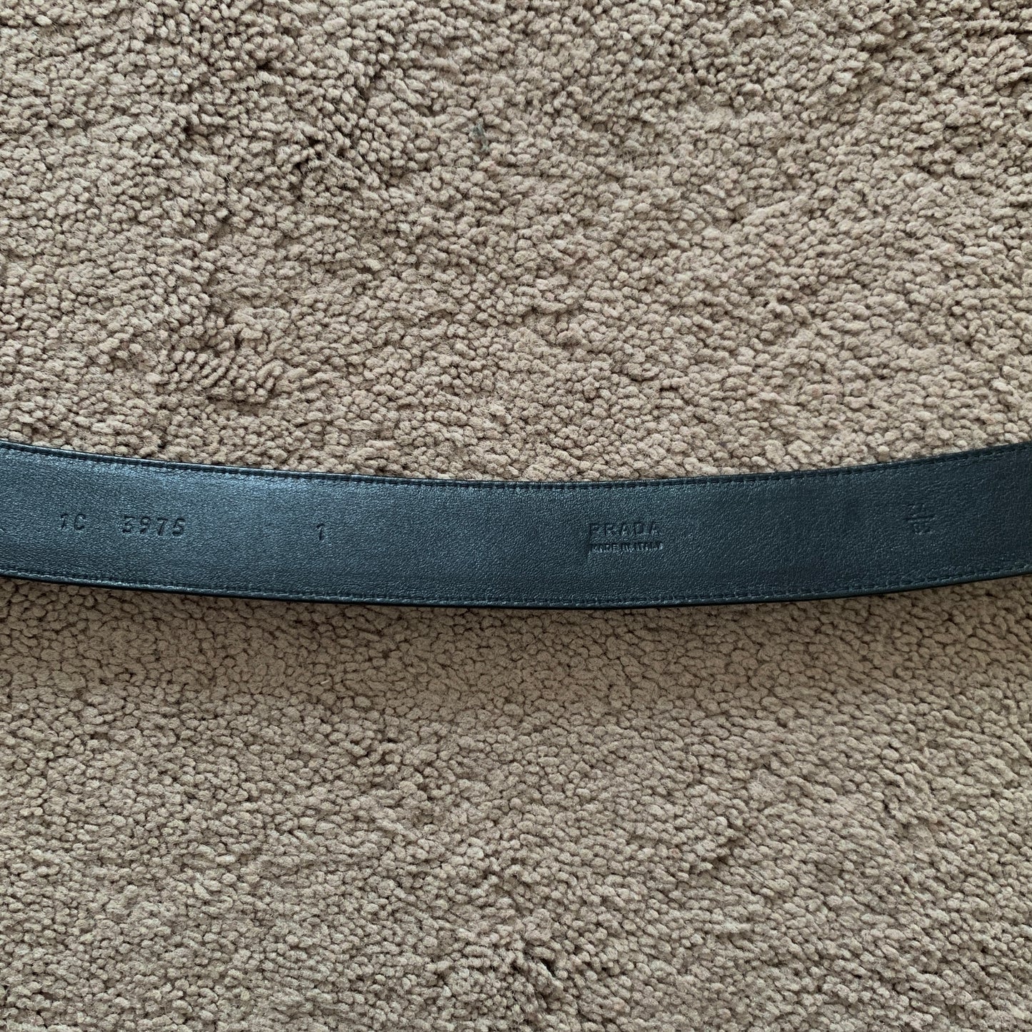 Authentic Prada unisex logo buckle saffiano black leather belt