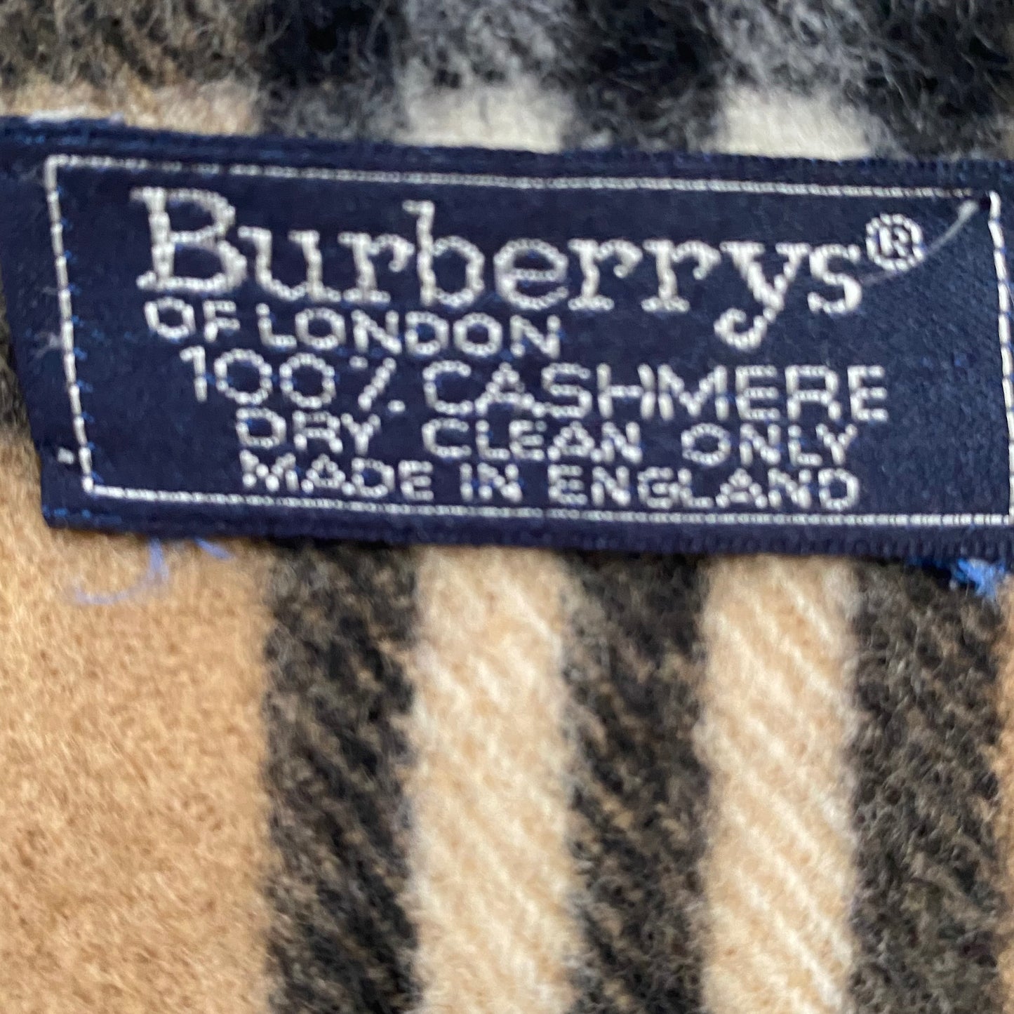 Burberry classic check unisex pure cashmere scarf authentic with coa 56.5x11.2