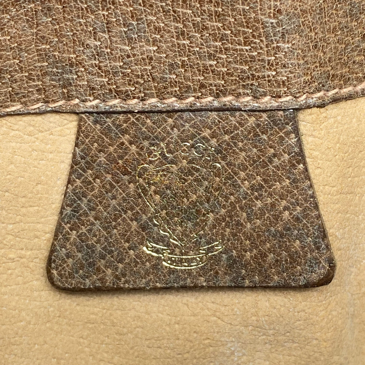 Gucci GG monogram clutch bag Authentic with coa 10.7x8x2.7