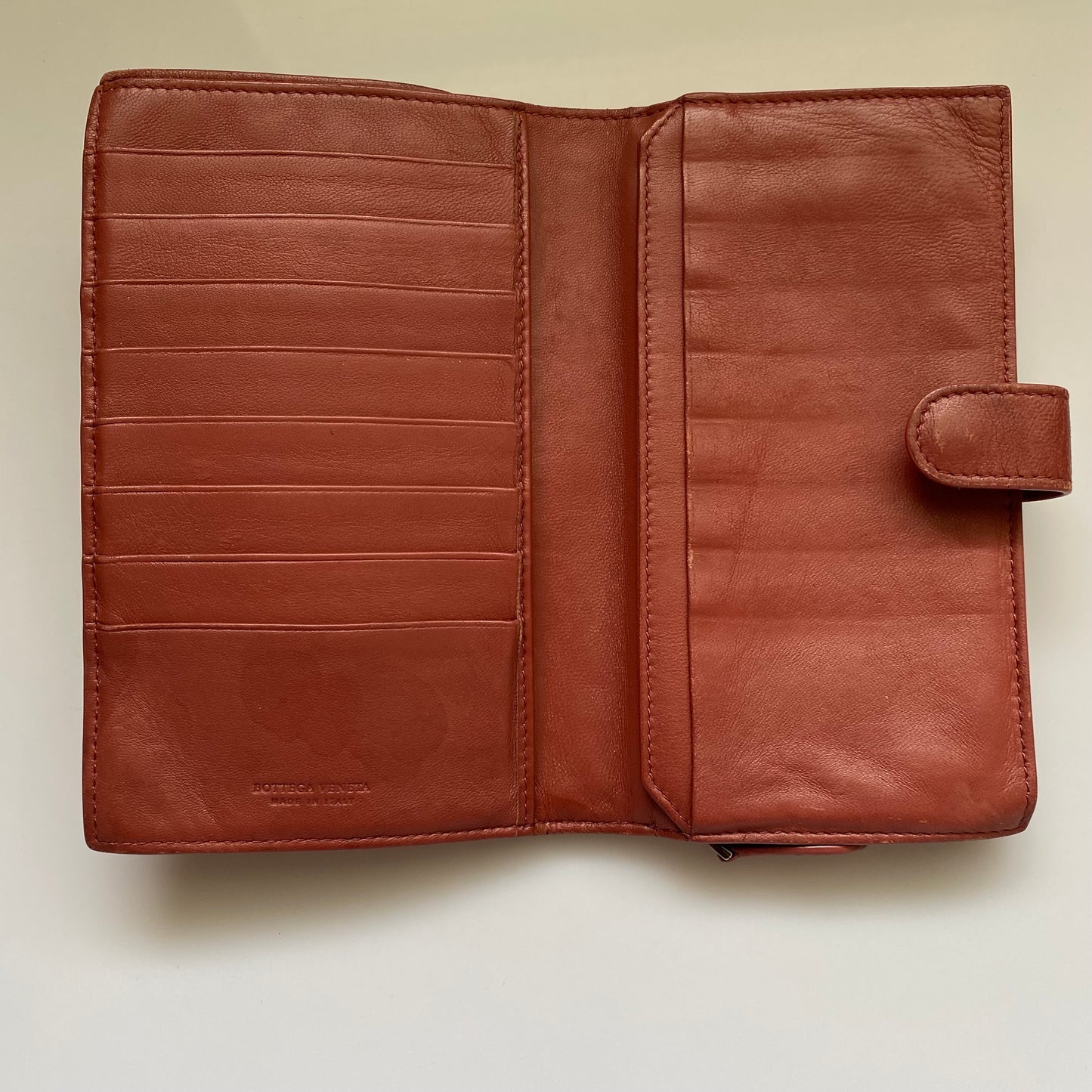 Bottega Veneta intrecciata wallet Authentic with COA 6.7x4.1