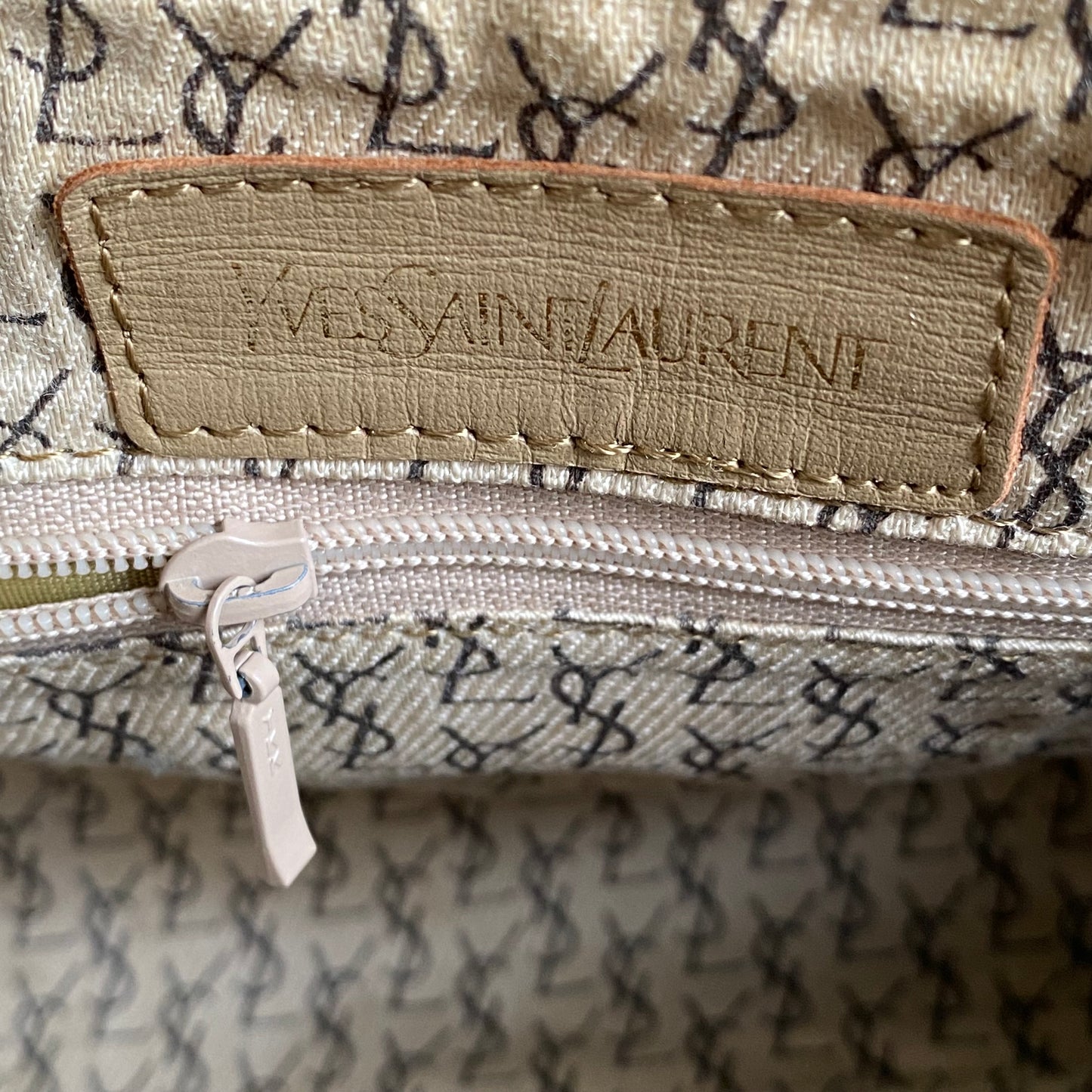 Yves Saint Laurent vintage giraffe barrel shoulder bag Authentic with COA 11.5x6x4.3