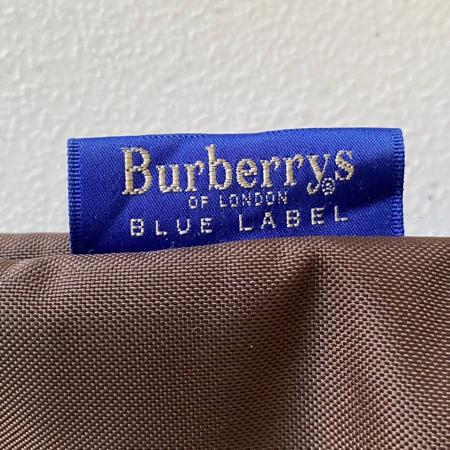 Burberry tote bag handbag Authentic with COA