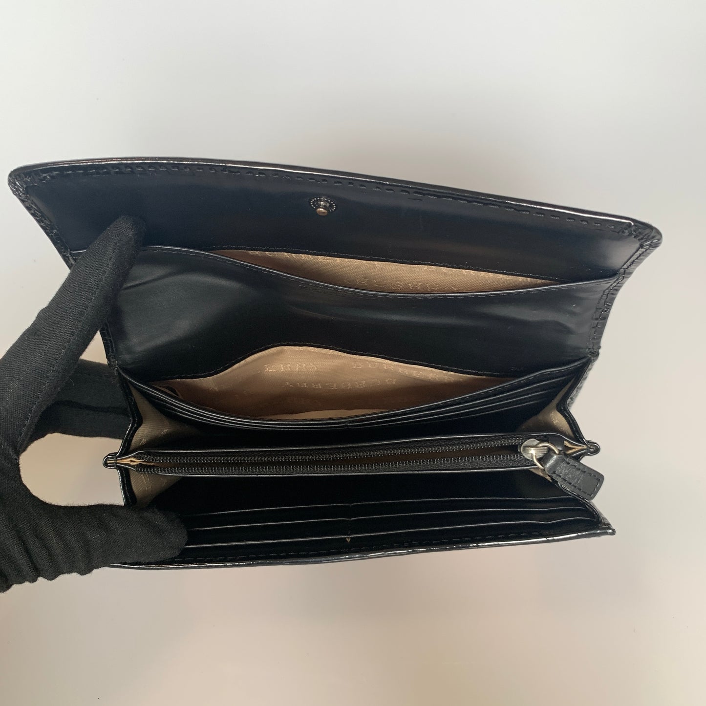 Burberry nuova check long wallet Authentic with COA