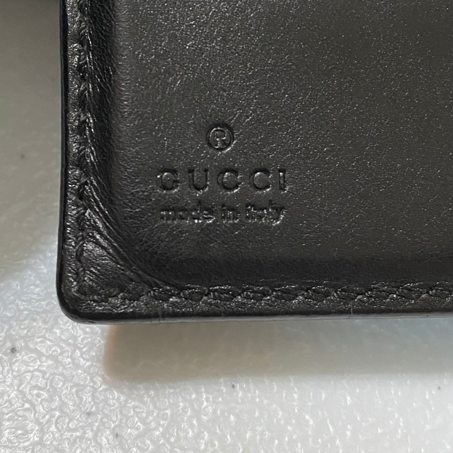 Gucci GG monogram men’s bifold black leather wallet Authentic with COA