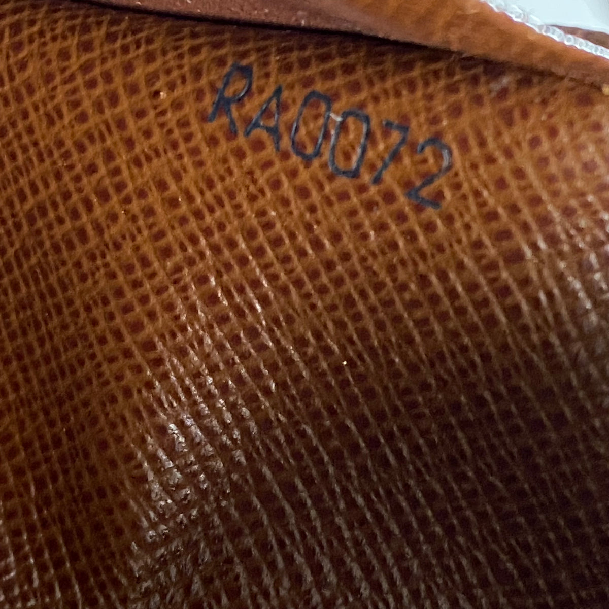 Louis Vuitton monogram wallet RA0072 Authentic with COA 5.5x3.6