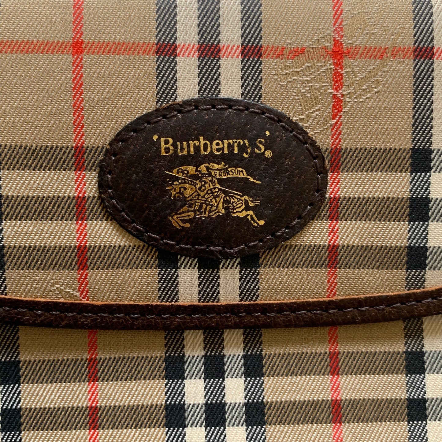 Burberry vintage classic check pouch clutch bag Automatic with COA