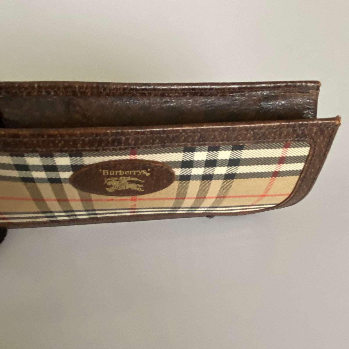 Burberry vintage check glasses holder Authentic with COA 6.7x3.3