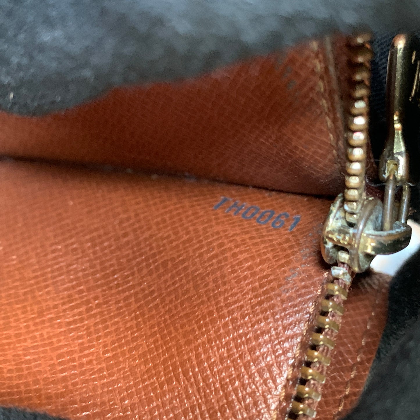 Louis Vuitton monogram Sarah long wallet TH0061 Authentic with COA
