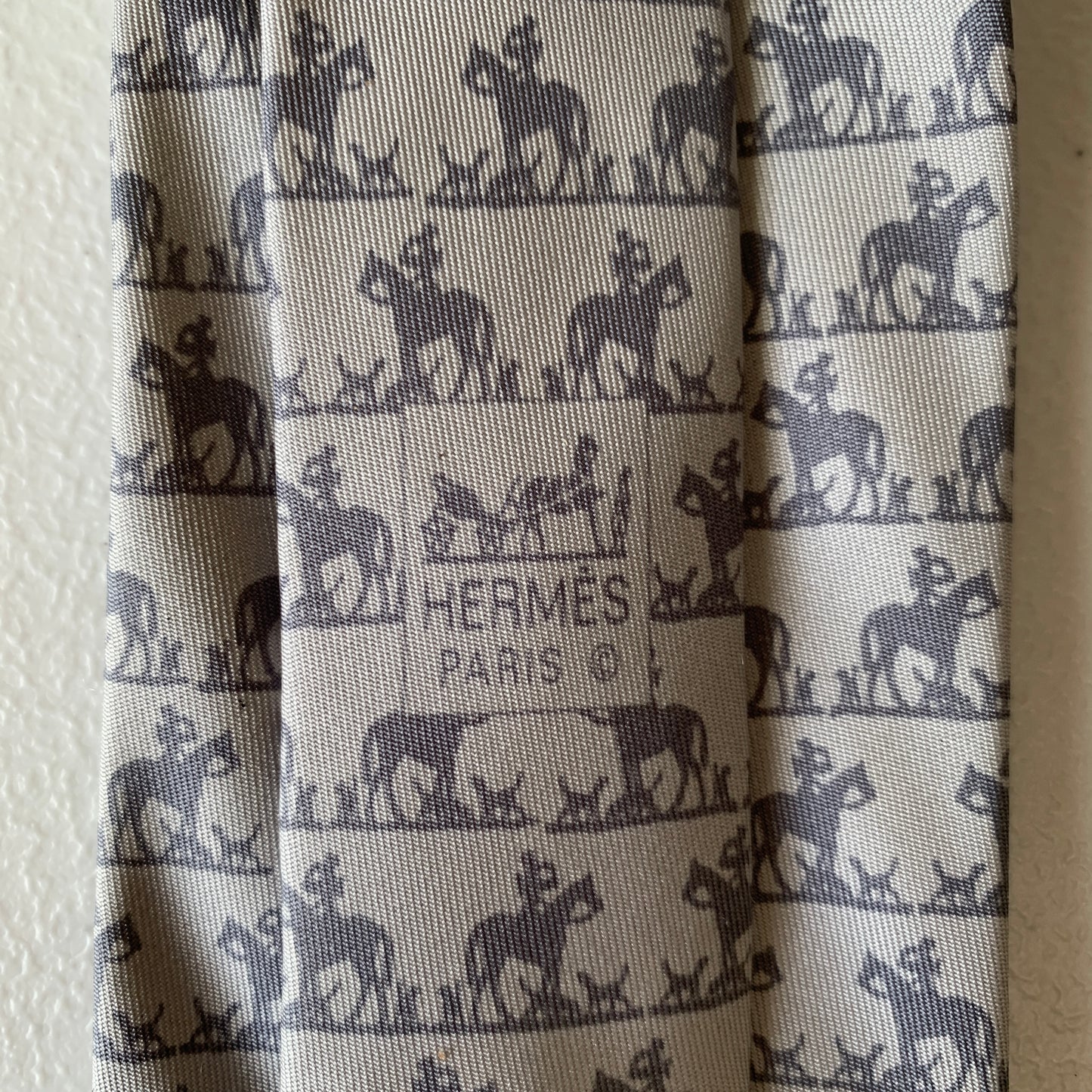 Hermes men’s silk Neck Tie authentic with COA shopper