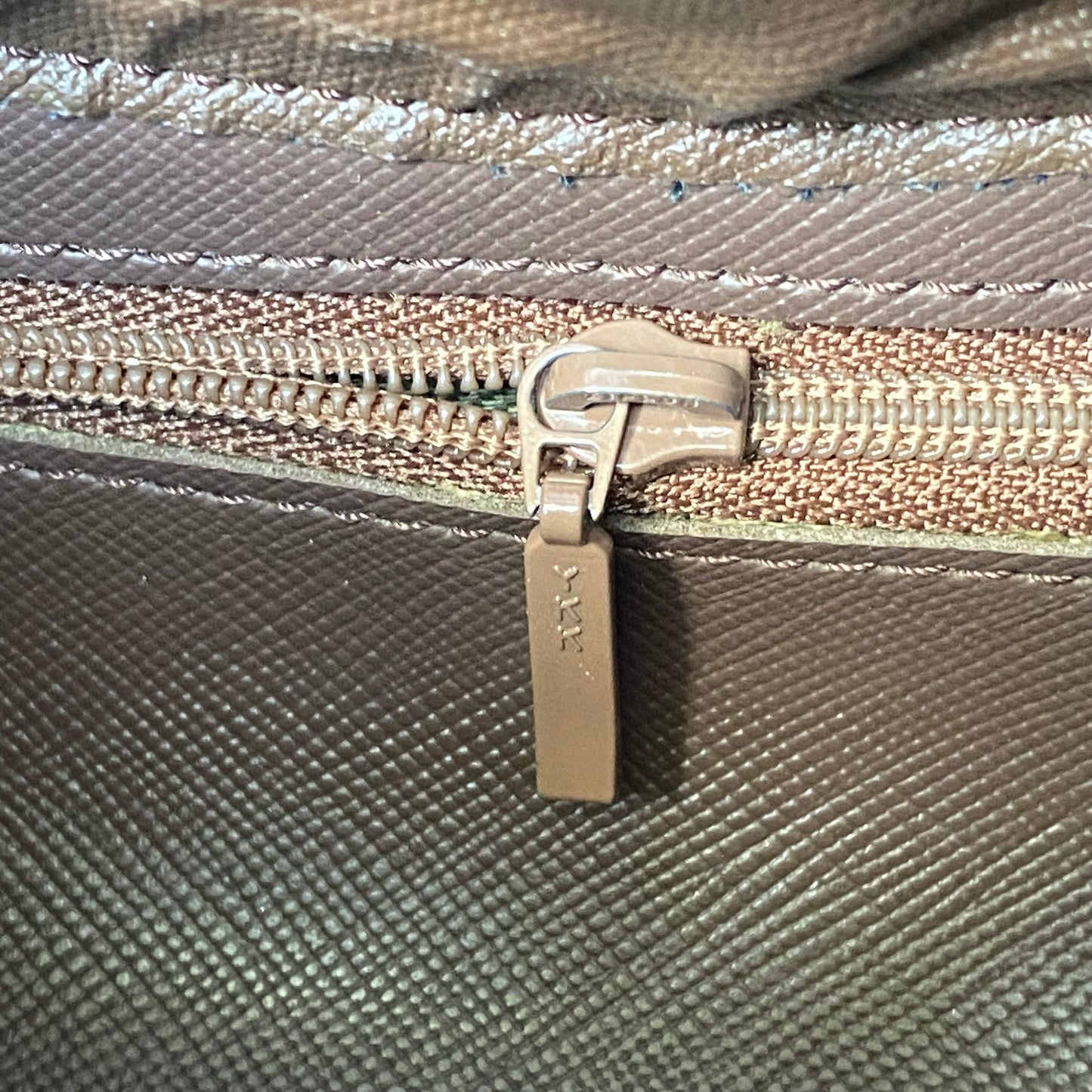 Burberry vintage check crossbody bag purse Authentic with COA 8.8x8.5x3.1