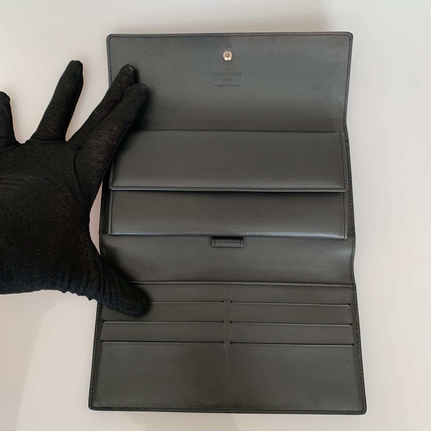 Louis Vuitton matt black leather long wallet th0063 authentic with COA