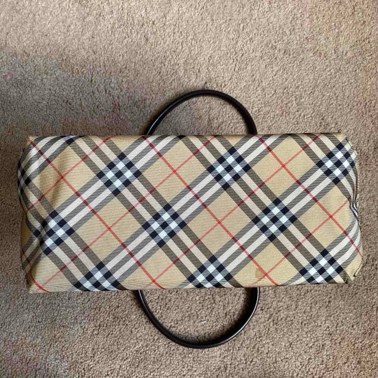 Burberry nuova check tote bag authentic with COA 13.3x10x5.3