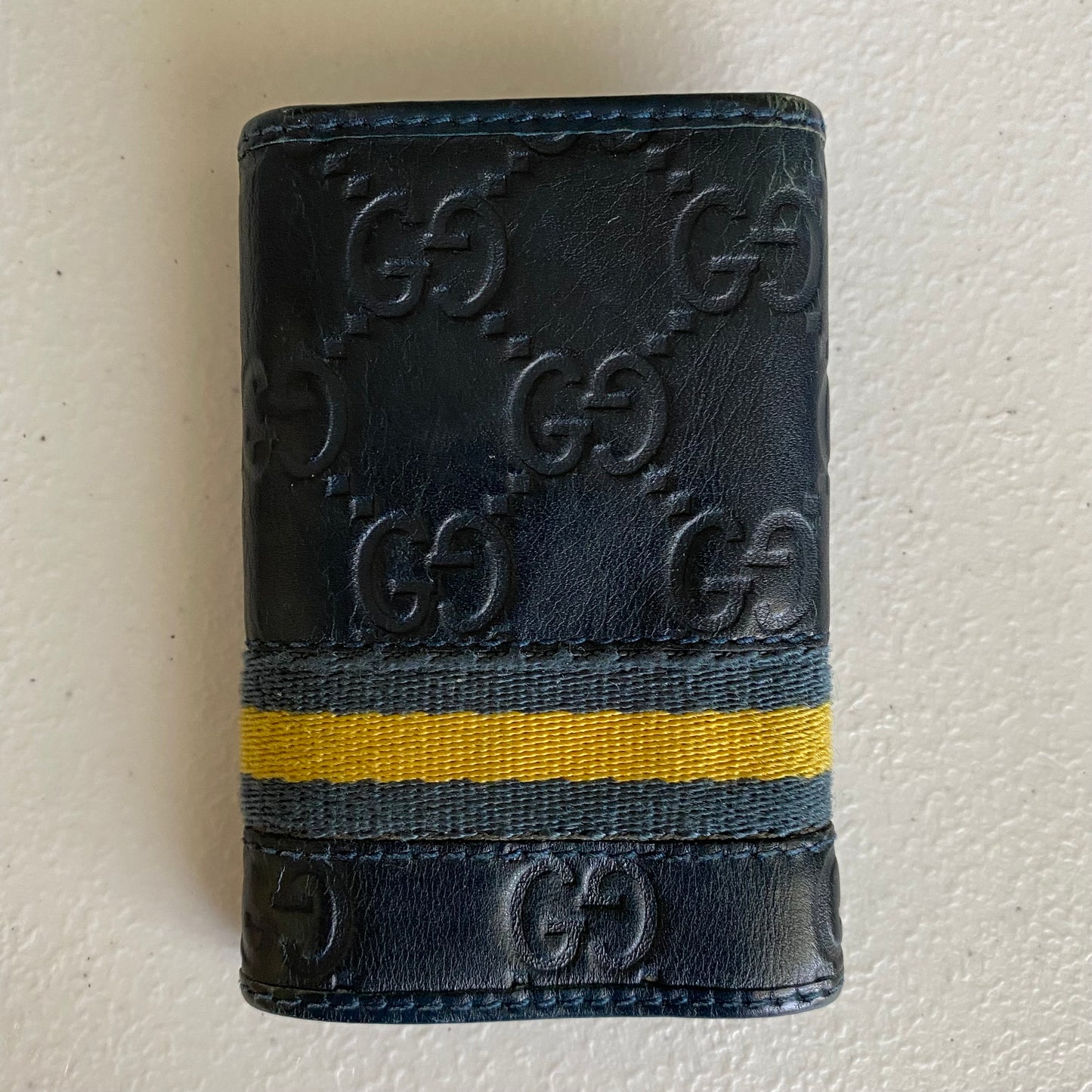 Gucci GG monogram blue leather key holder authentic with coa