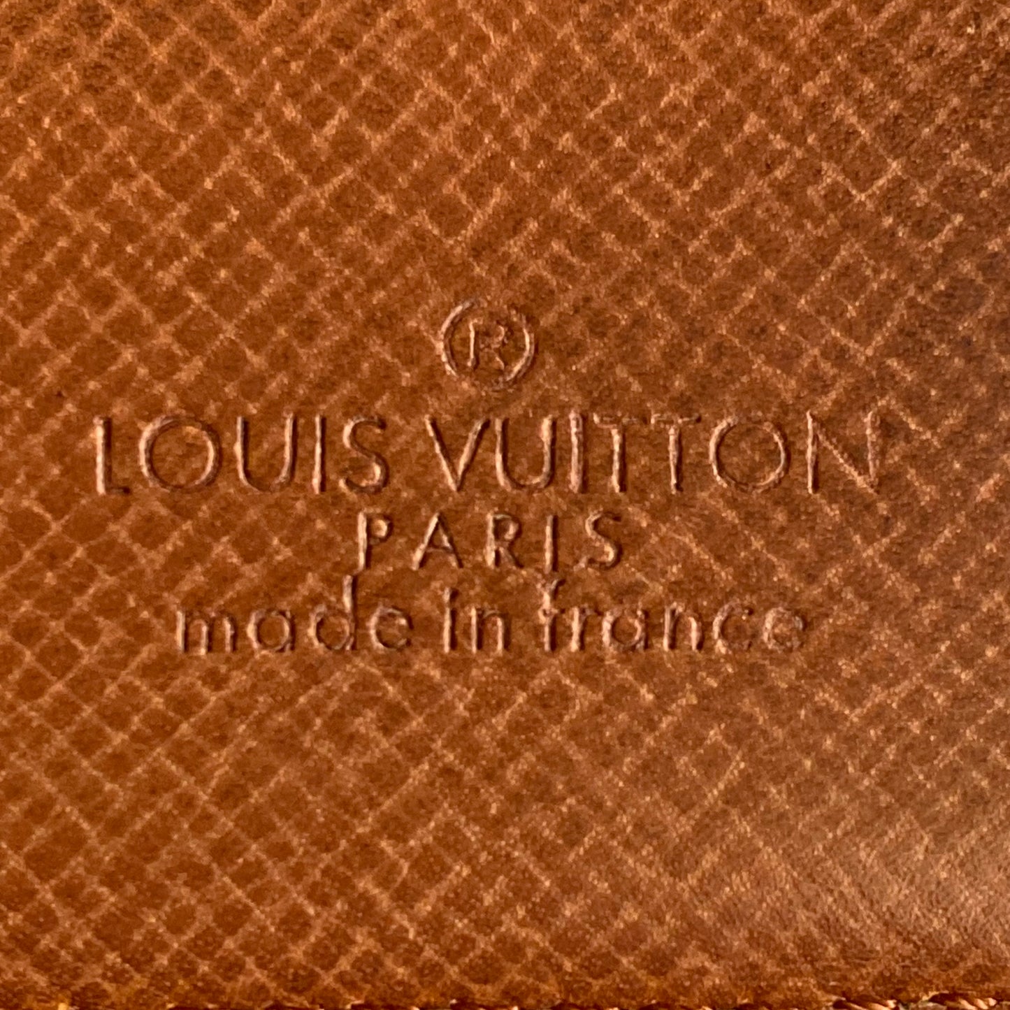 Louis Vuitton monogram men bifold wallet 884ra authentic with coa