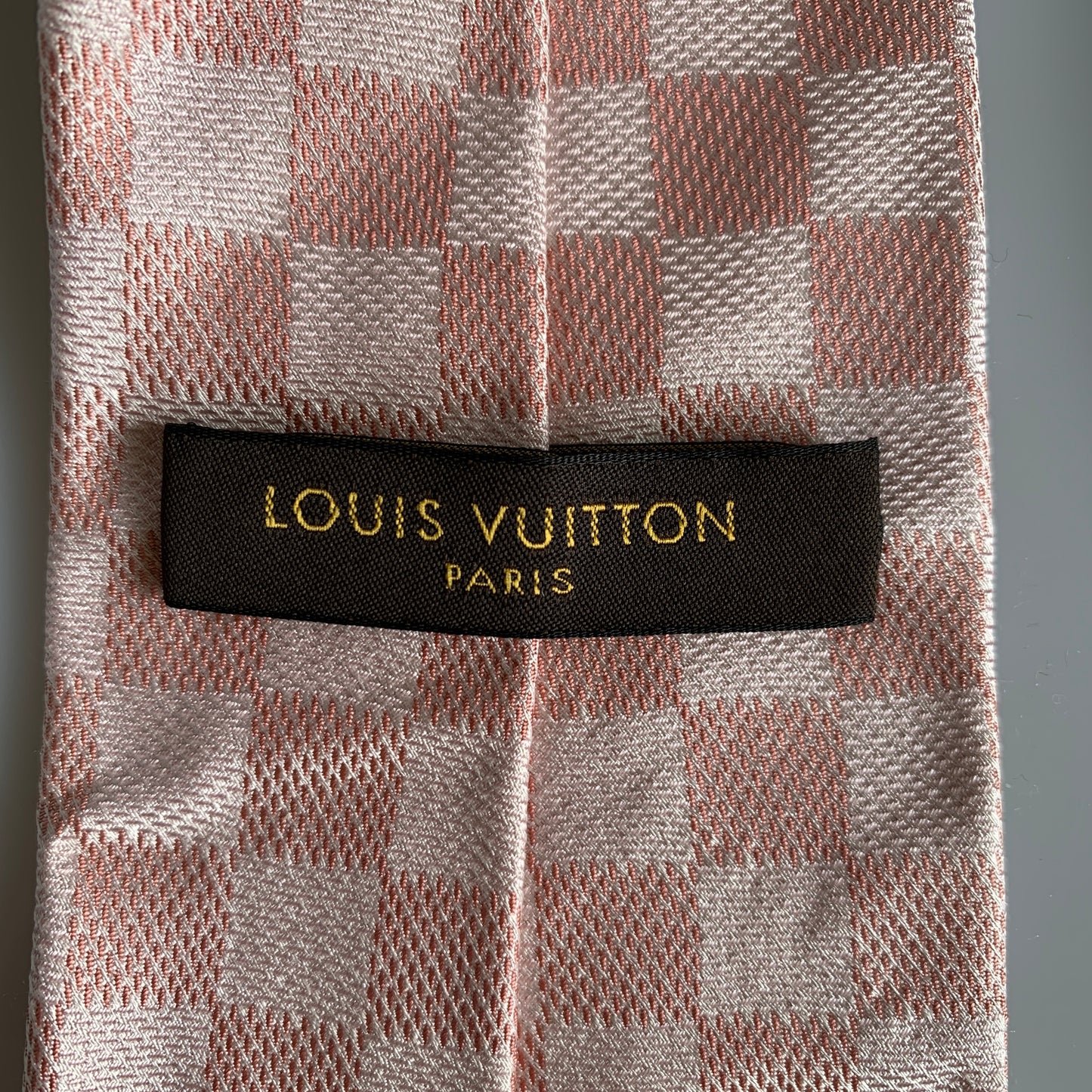 Louis Vuitton pink damier silk Tie authentic with COA
