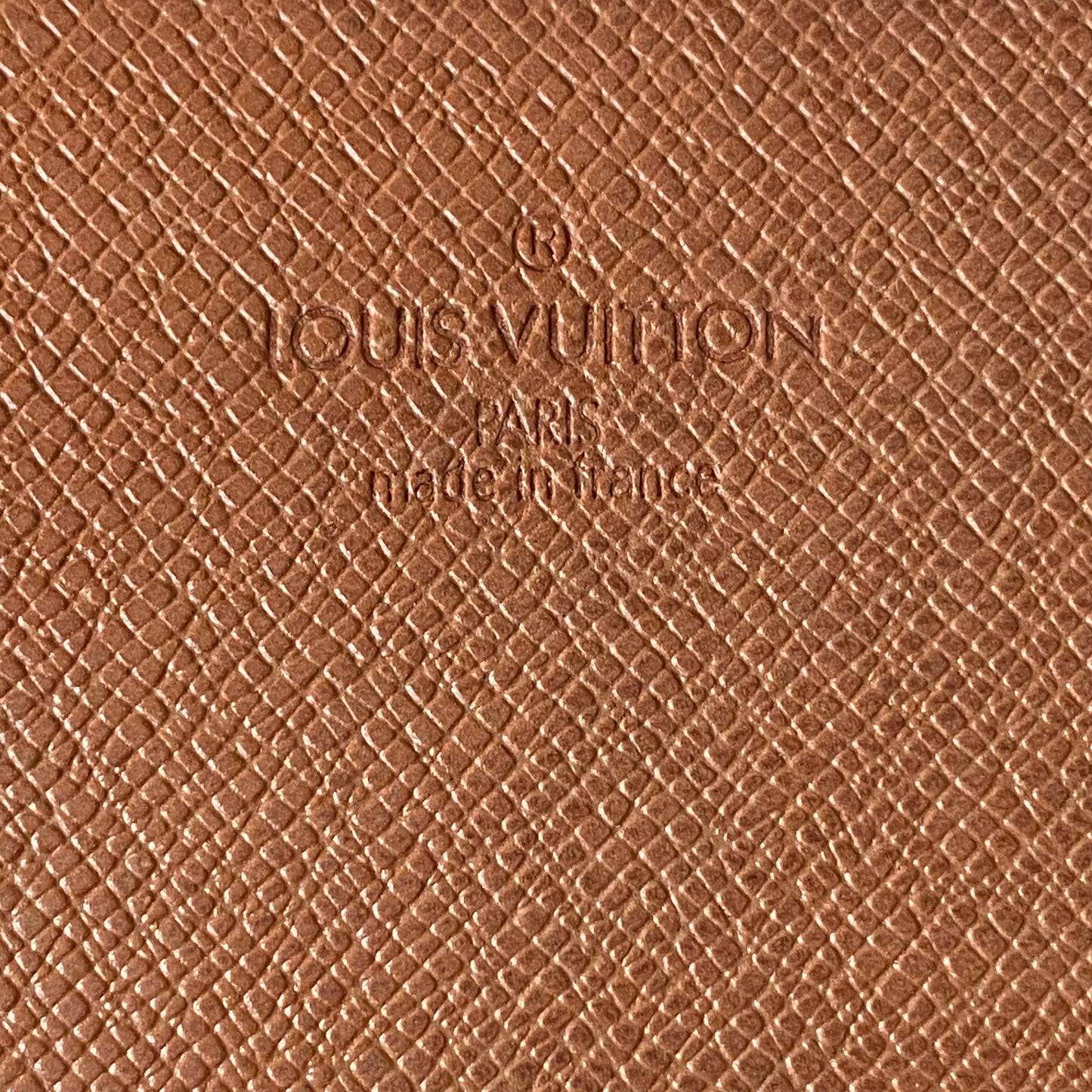 Louis Vuitton monogram long wallet Authentic with COA 6.9x3.6