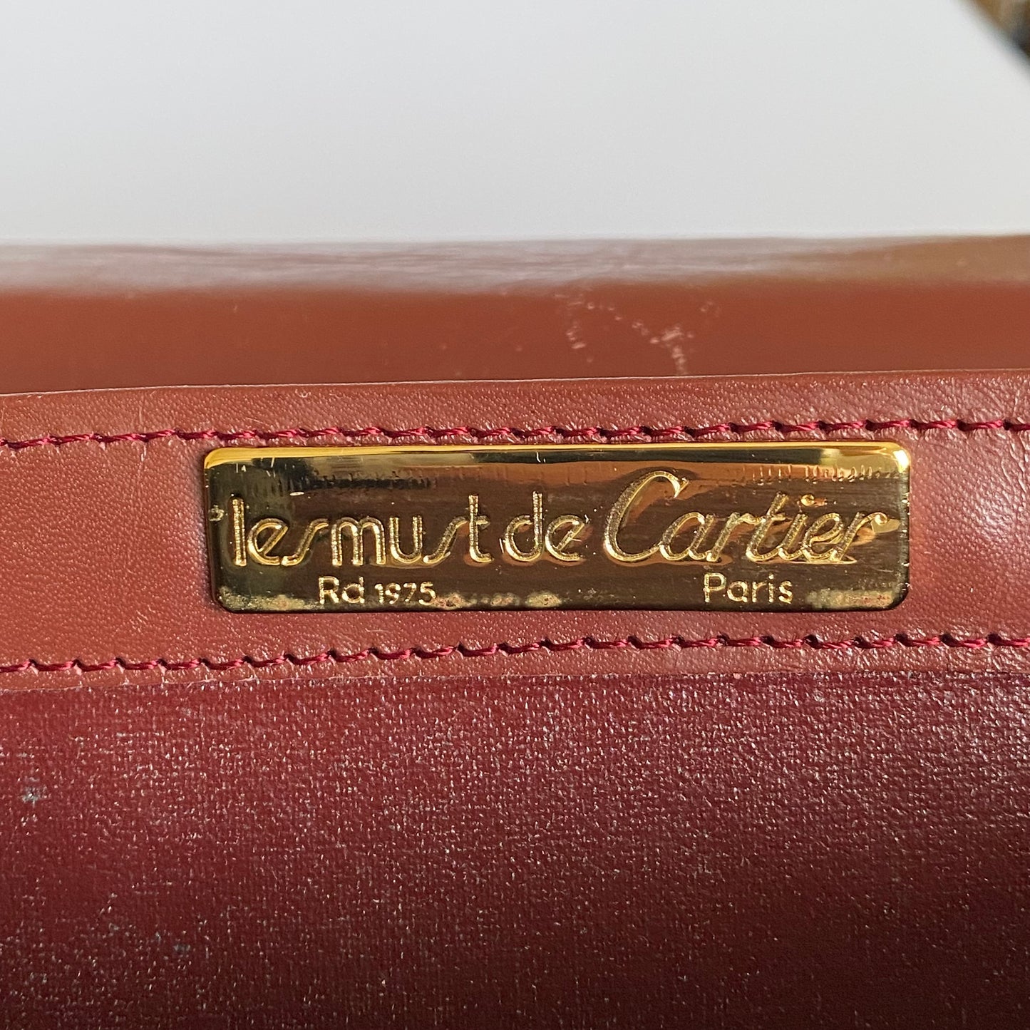 Cartier vintage leather shoulderbag Authentic with COA