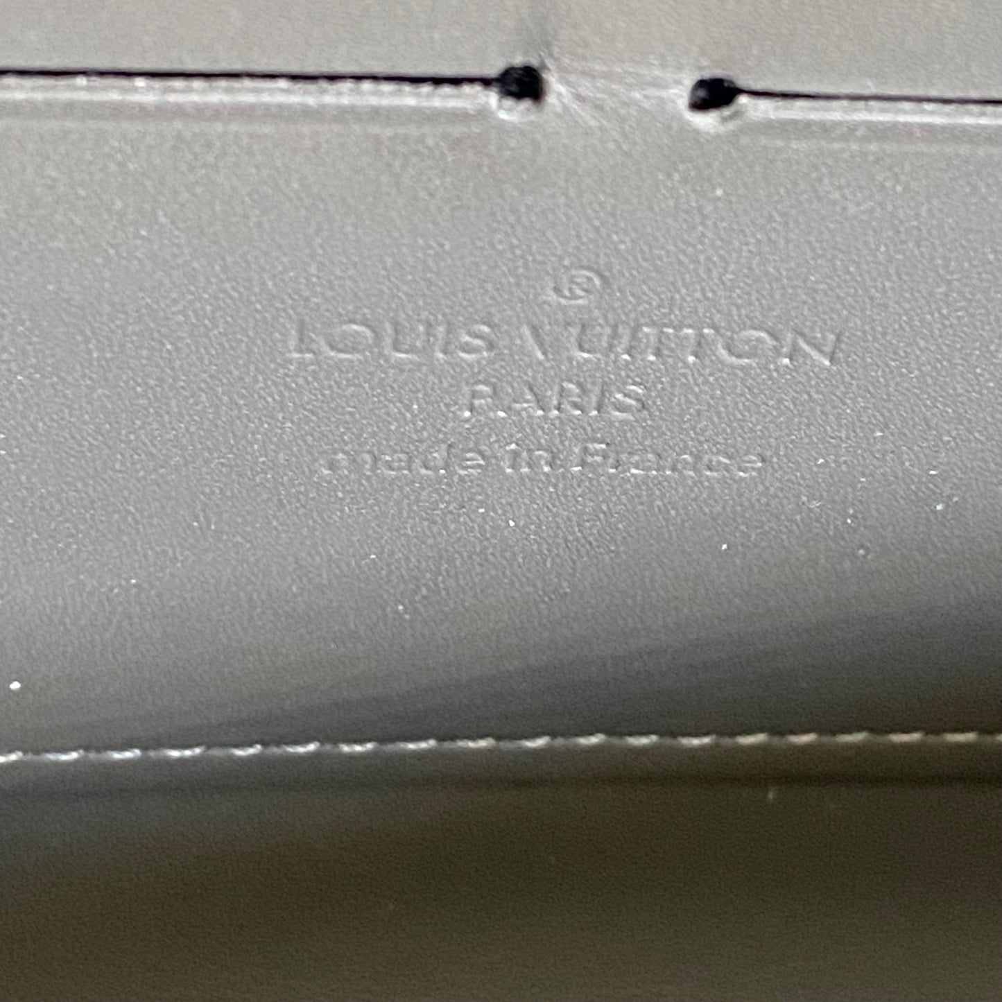 Louis Vuitton green vernis zippy wallet SP4029 Authentic with coa 7.6x4
