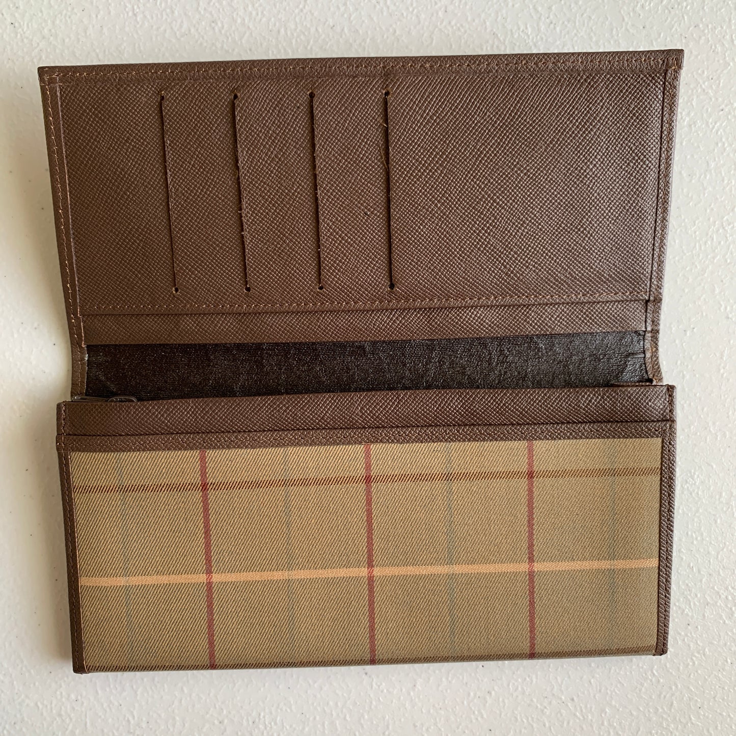 Burberry vintage check long wallet authentic with COA 7.2x3.5