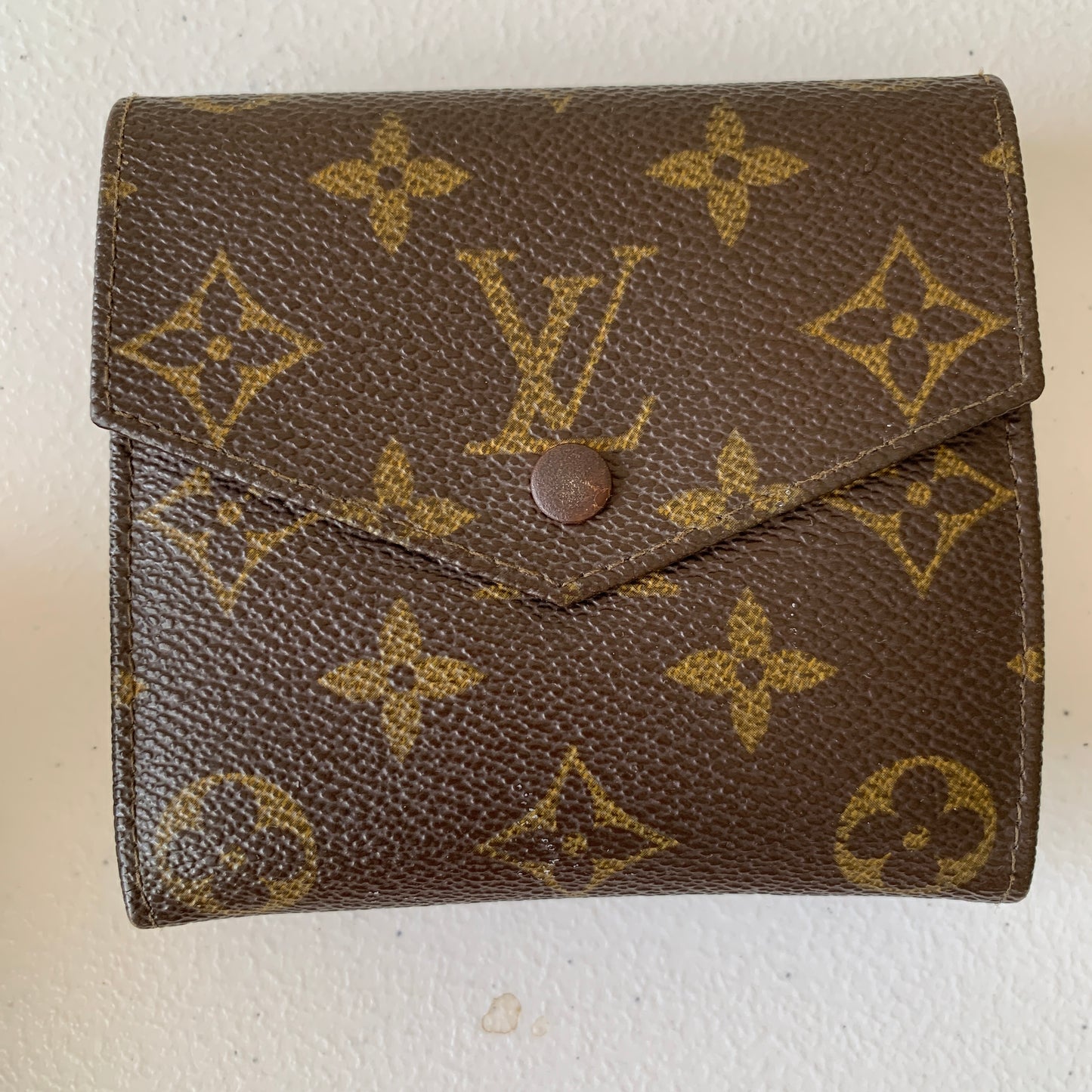 Louis Vuitton monogram trifold wallet 8904AN authentic with COA