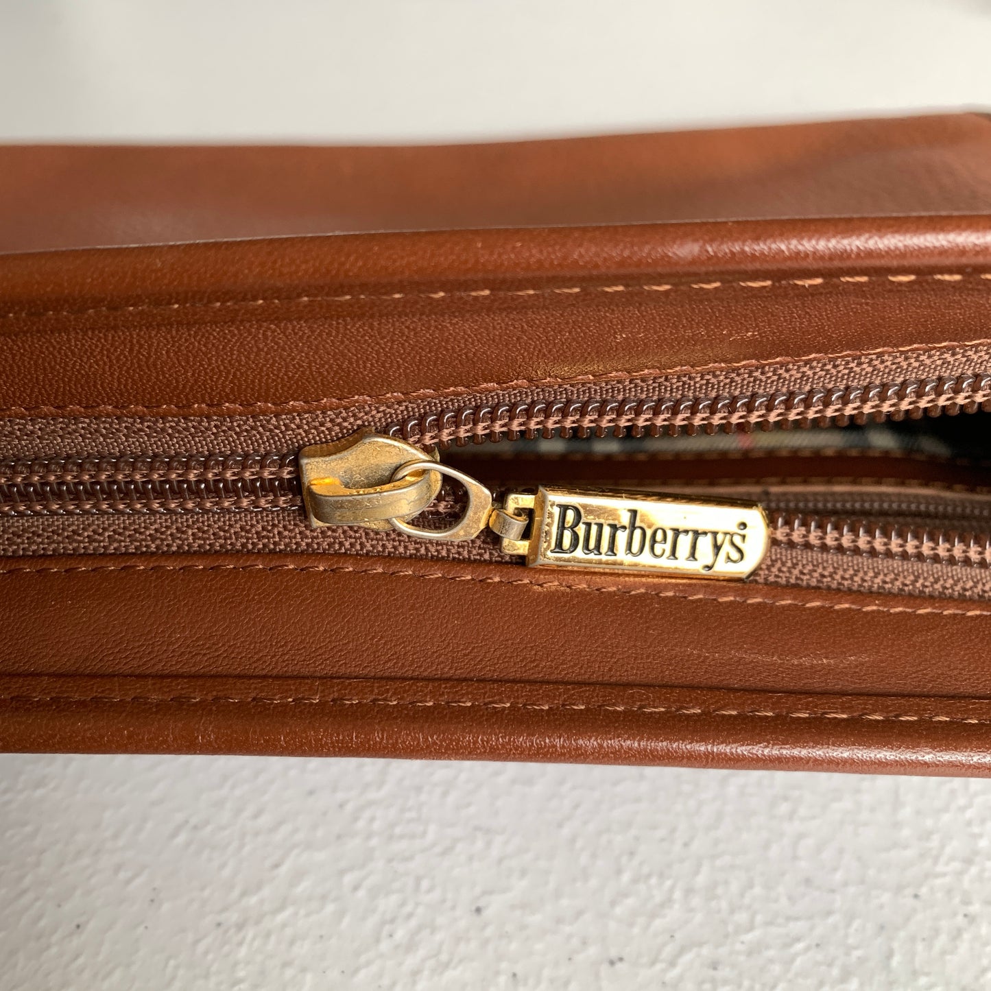 Burberry vintage brown leather clutch bag Authentic with COA 10.7x7.6
