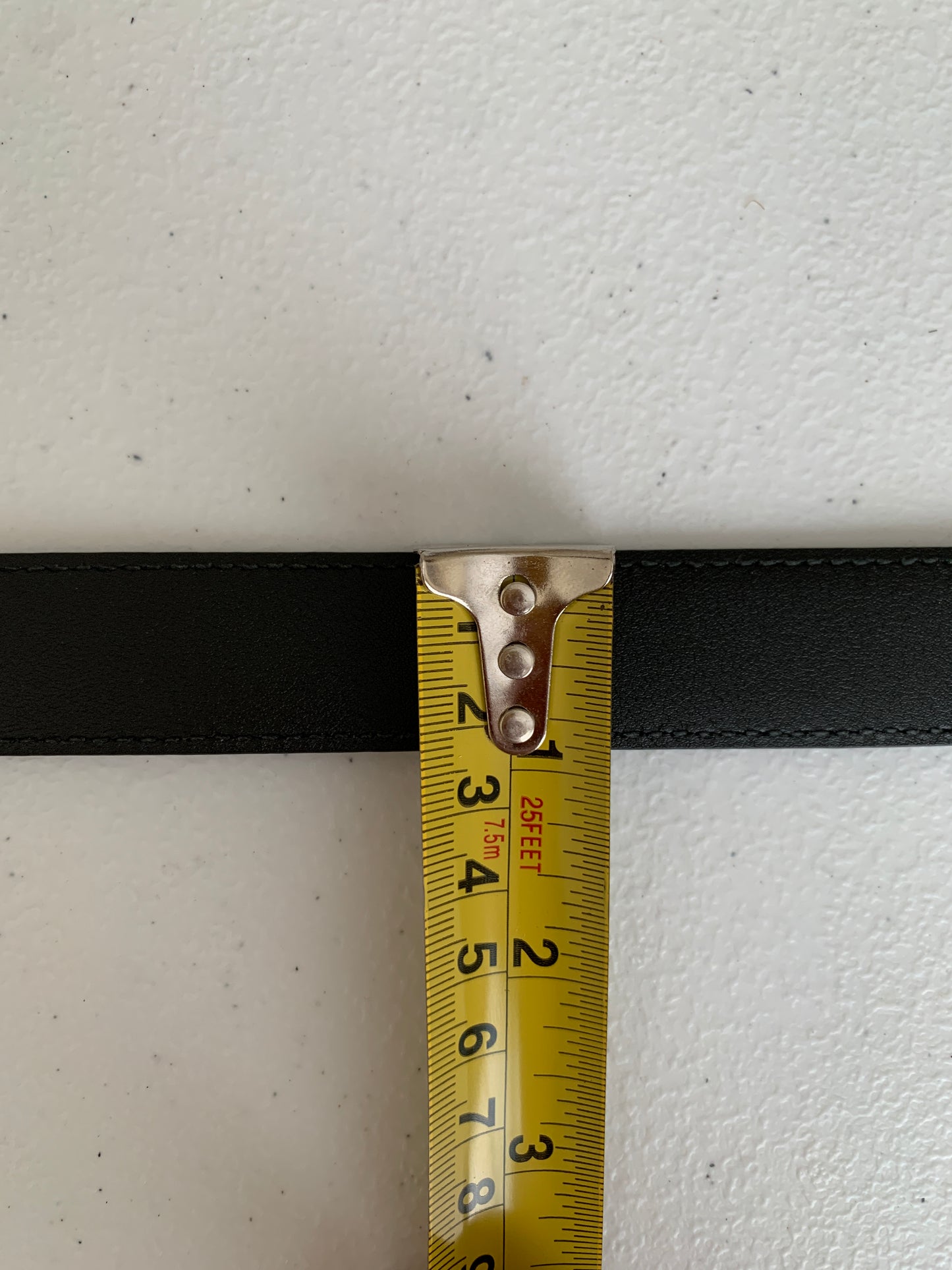 Gucci black leather Belt size 80 cm 32 in authentic with COA
