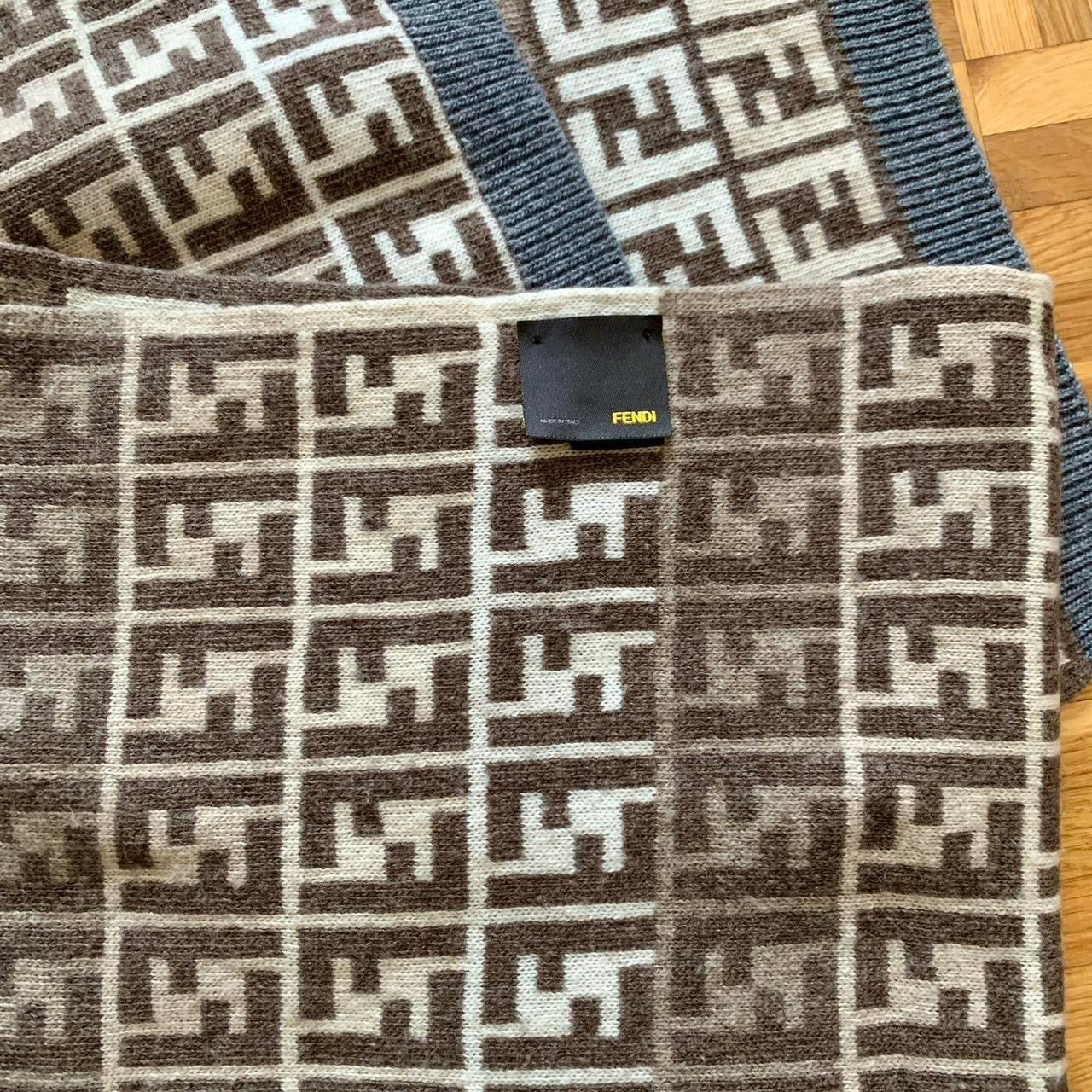 Authentic Fendi monogram women’s wool and cashmere scarf
