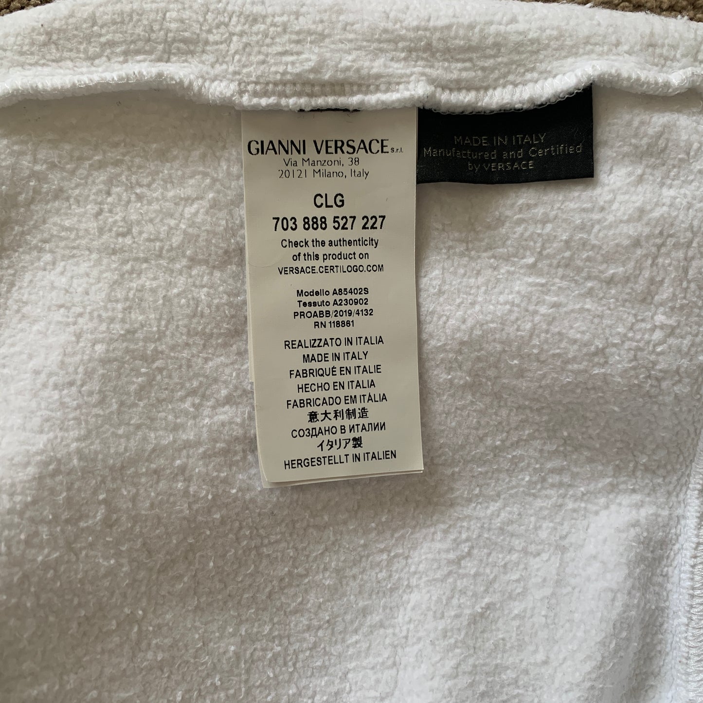 Authentic Versace women’s white cotton sweatshirt in with medusa logo