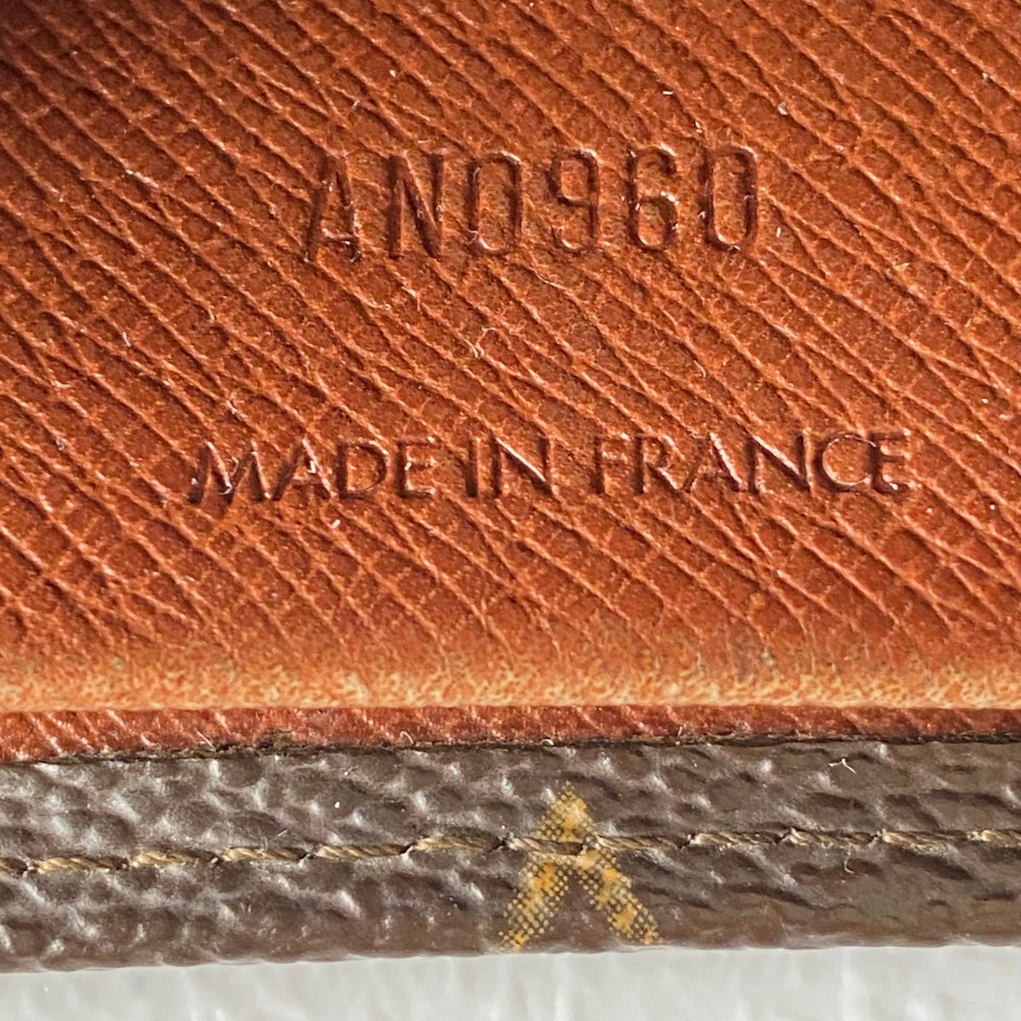 Louis Vuitton monogram compact wallet AN0960 Authentic with coa