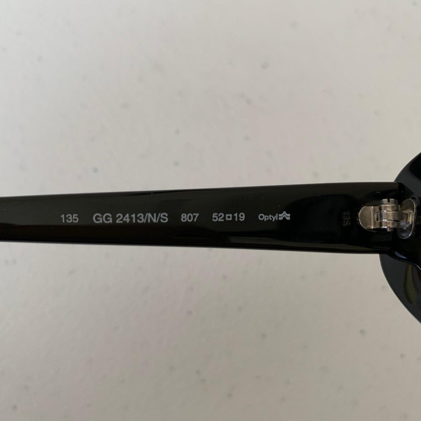 Gucci black Sunglasses authentic with COA