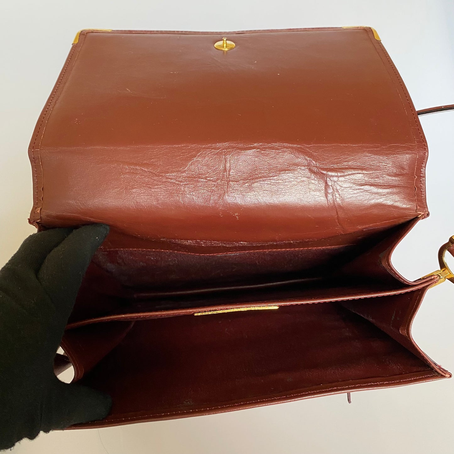 Cartier vintage leather shoulderbag Authentic with COA