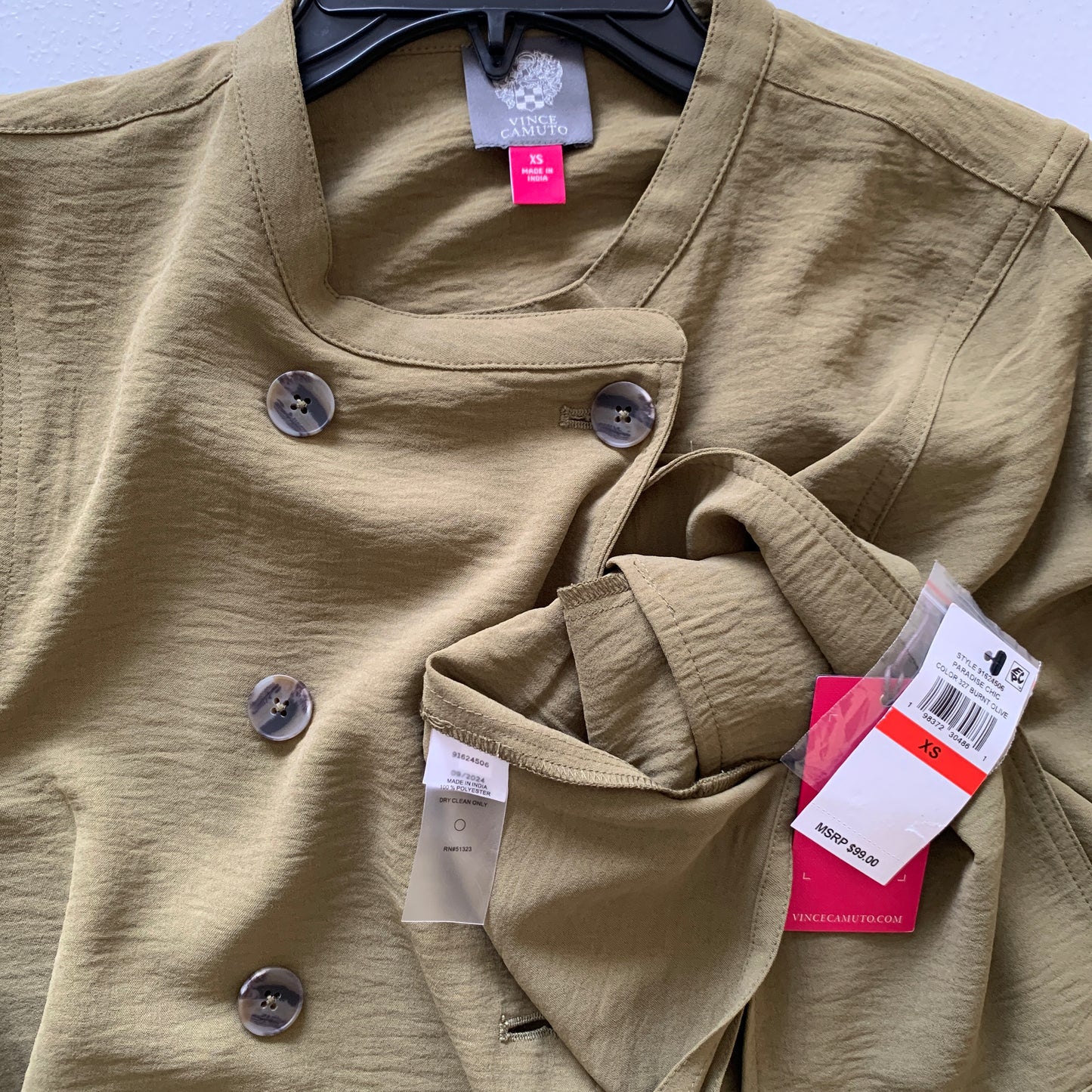 Vince Camuto Women’s NWT Olive Green jacket