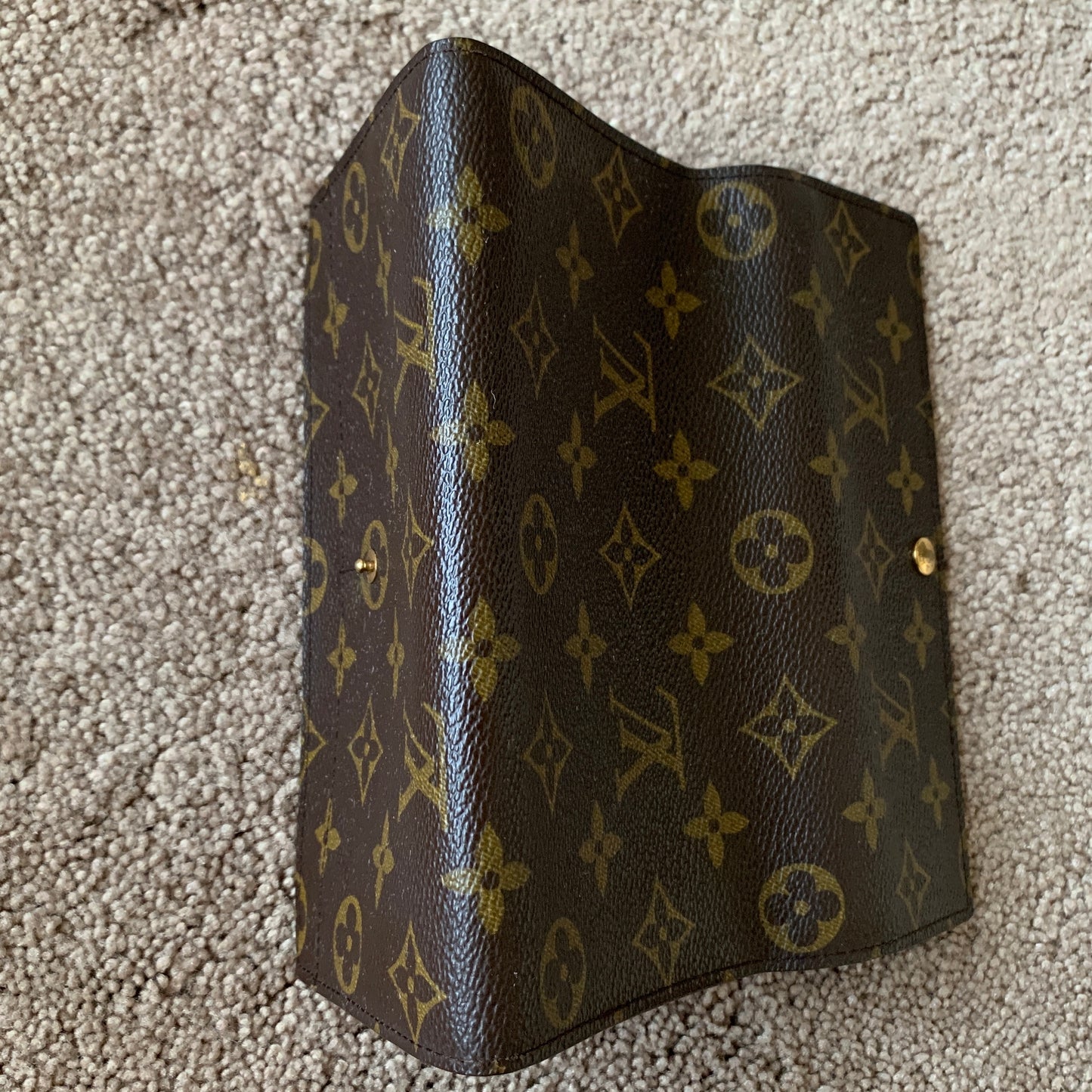 Authentic Louis Vuitton women’s monogram long wallet