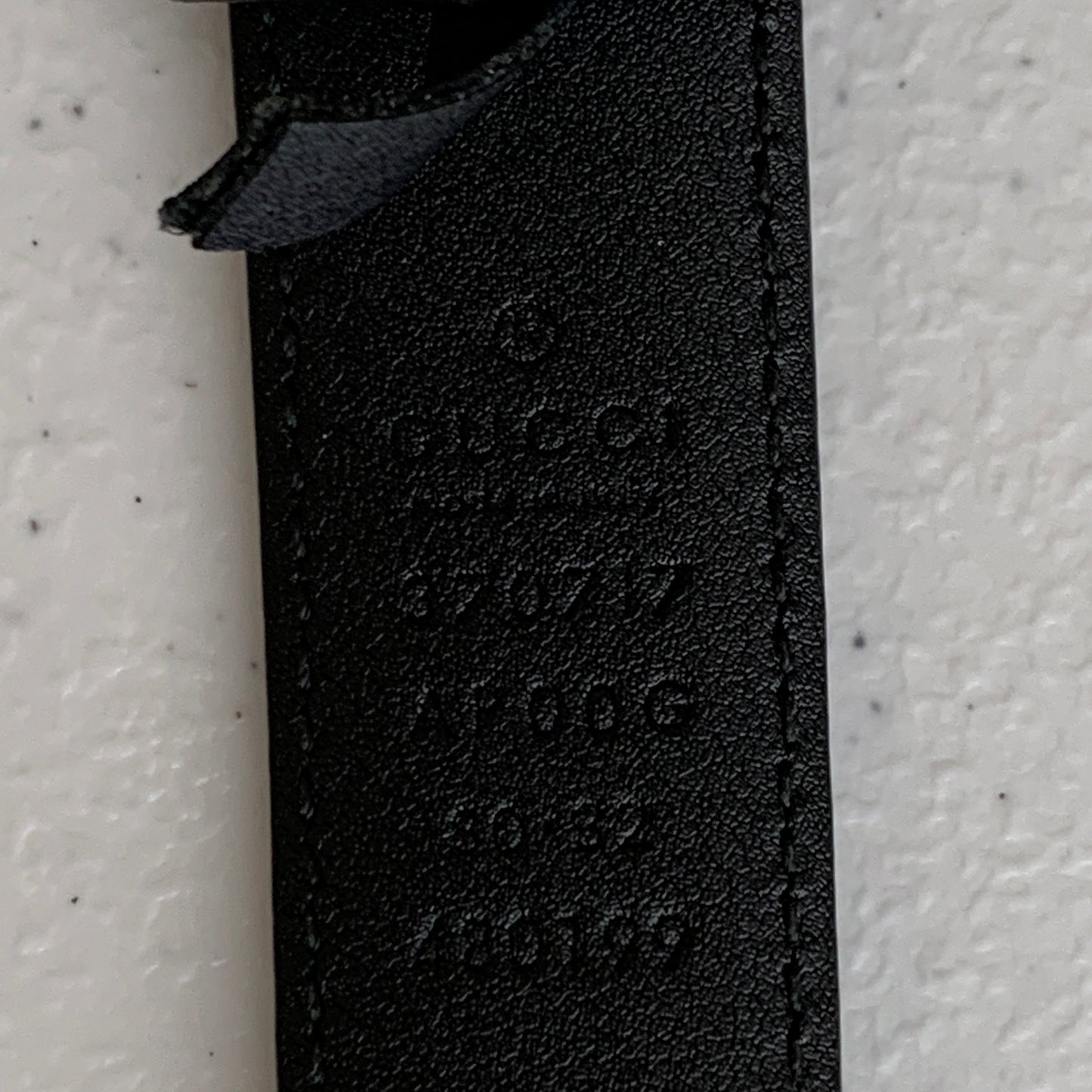 Gucci black leather Belt size 80 cm 32 in authentic with COA