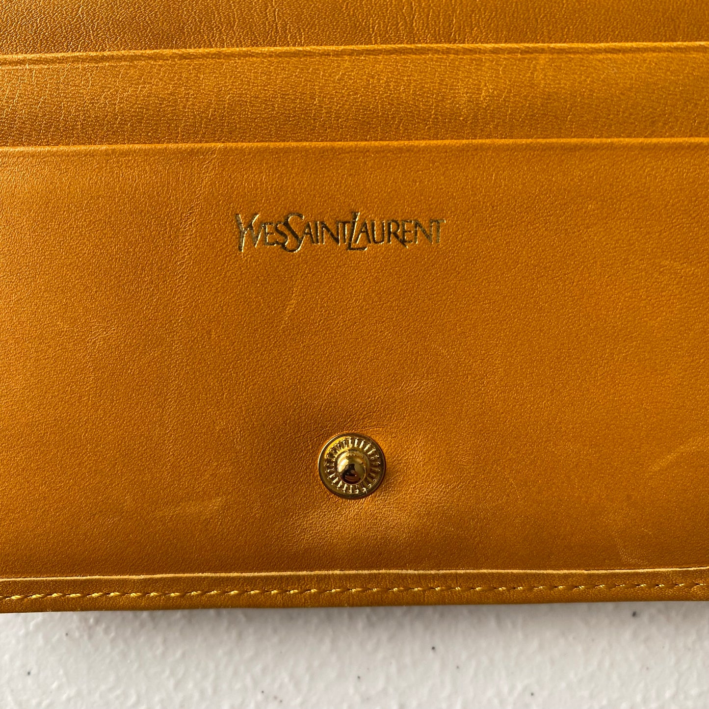 Yves Saint Laurent vintage kiss lock leather wallet Authentic with COA 4.2x3.9