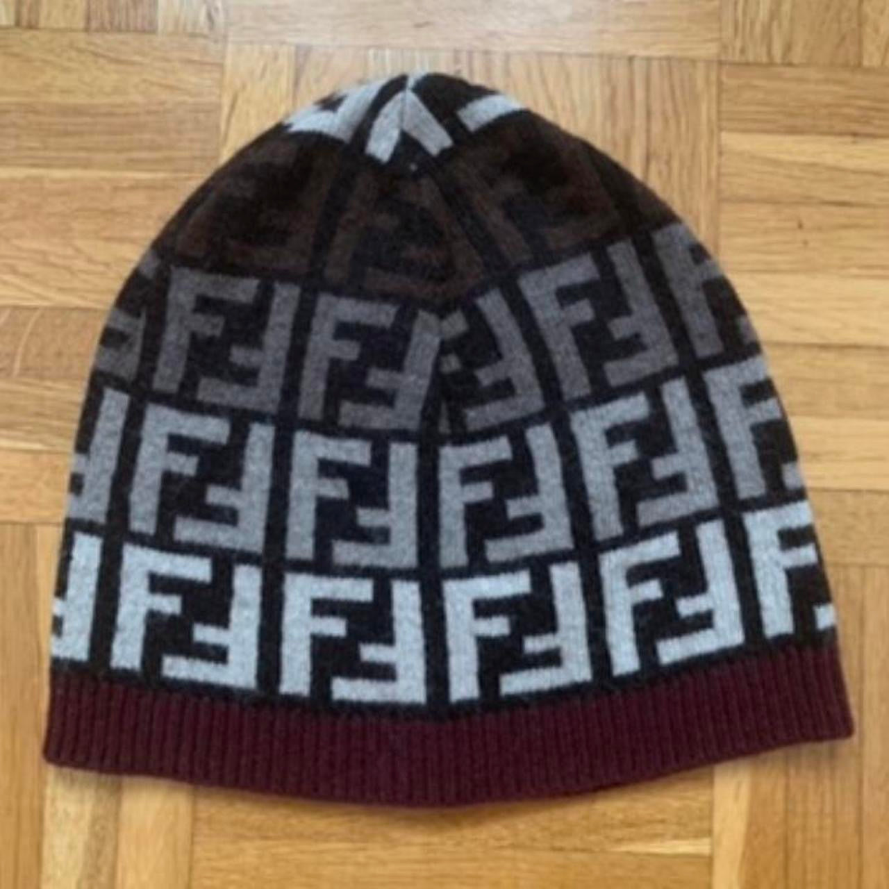 Authentic Fendi monogram women’s wool and cashmere hat like new
