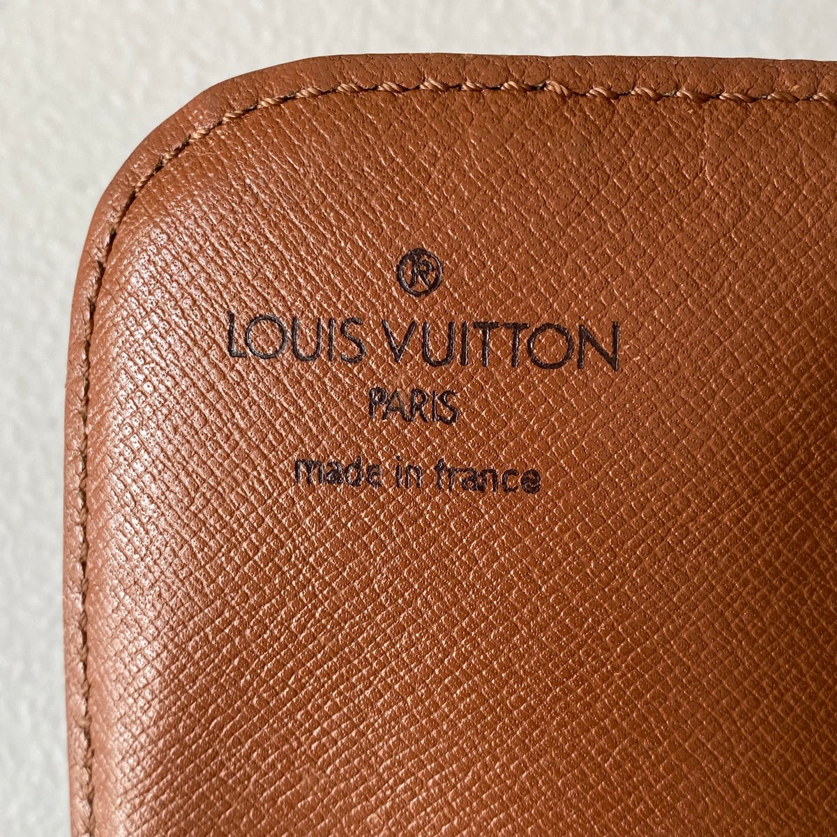 Louis Vuitton crossbody bag 8905 SL Authentic with COA 9x8.6x2.5