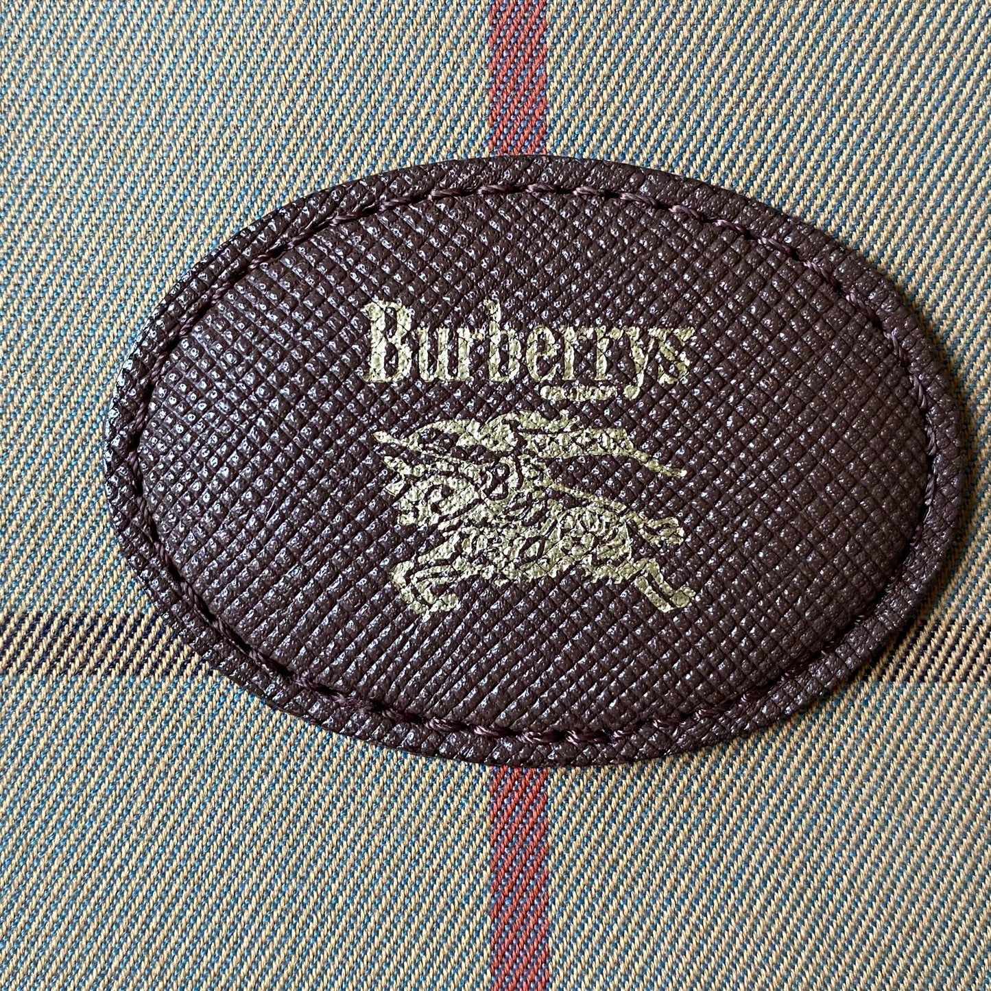 Burberry vintage check crossbody bag Authentic with COA 10.7x8x3