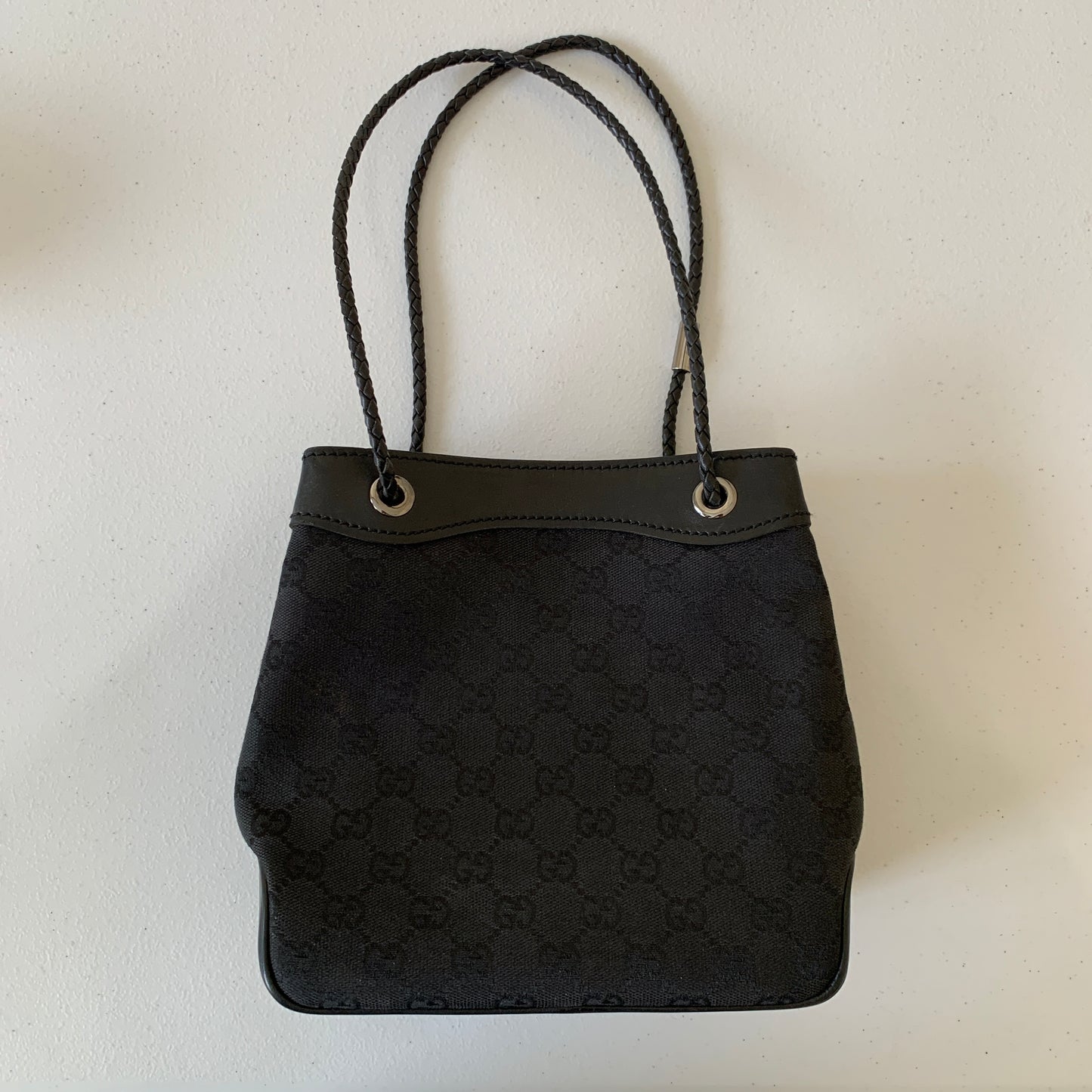 Gucci black GG monogram shoulder bag authentic with COA