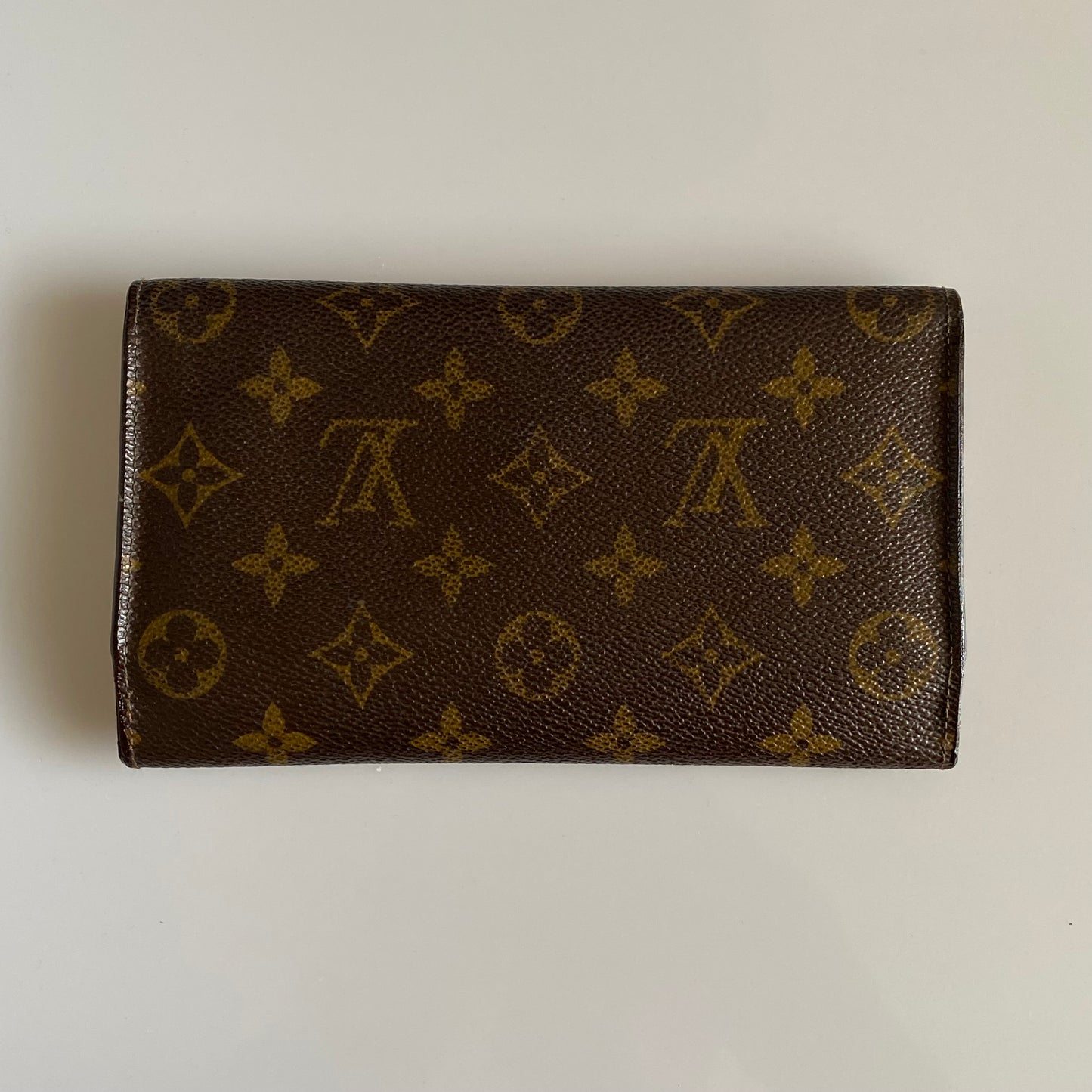 Louis Vuitton monogram long wallet MI1922 authentic with coa