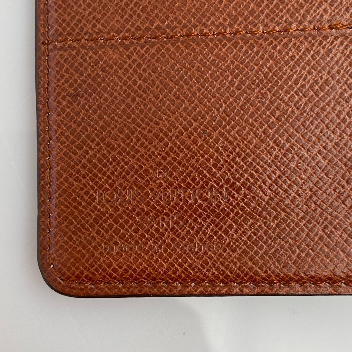 Louis Vuitton monogram photo passport holder Authentic with COA 5.5x4.2