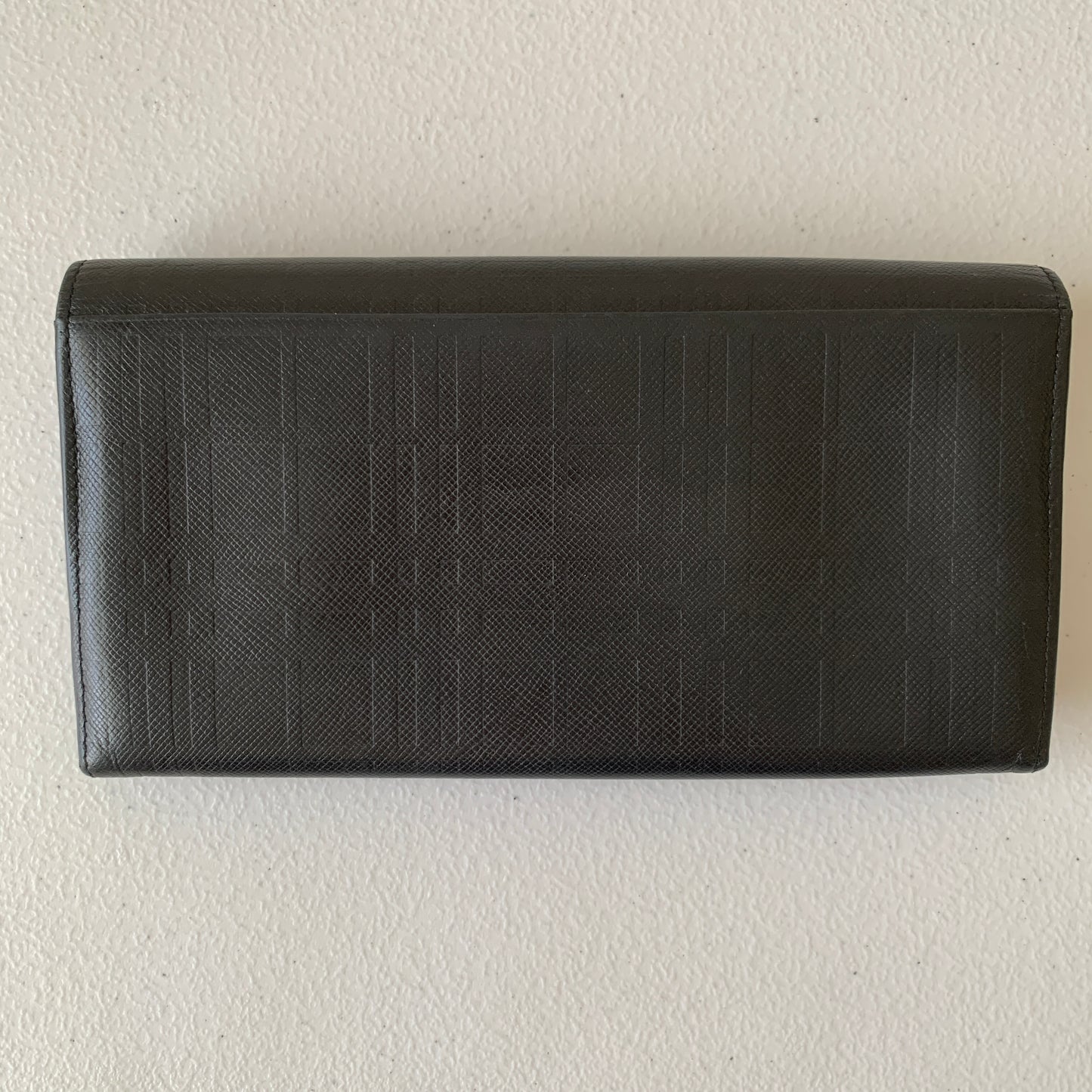 Burberry Black check leather long wallet authentic with COA