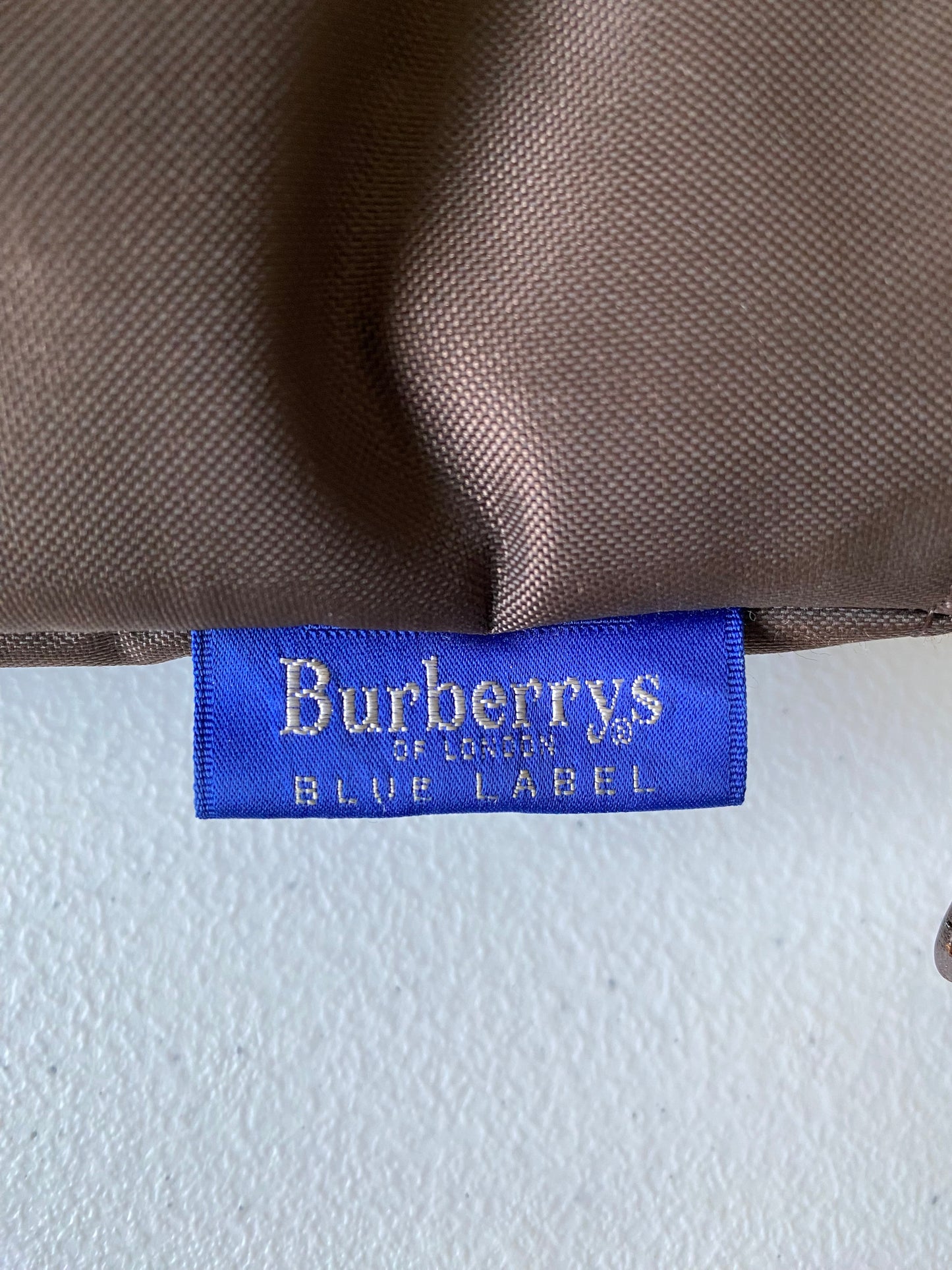 Burberry tote bag handbag Authentic with COA