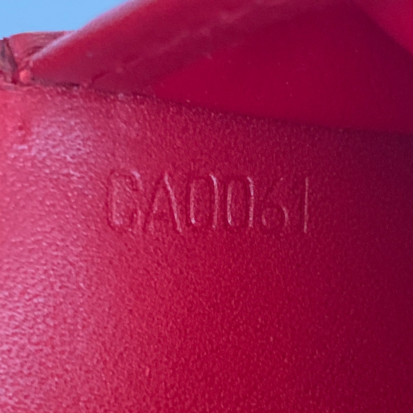 Louis Vuitton red Vernis monogram Agenda CA0061 authentic with COA 5.8x4.1