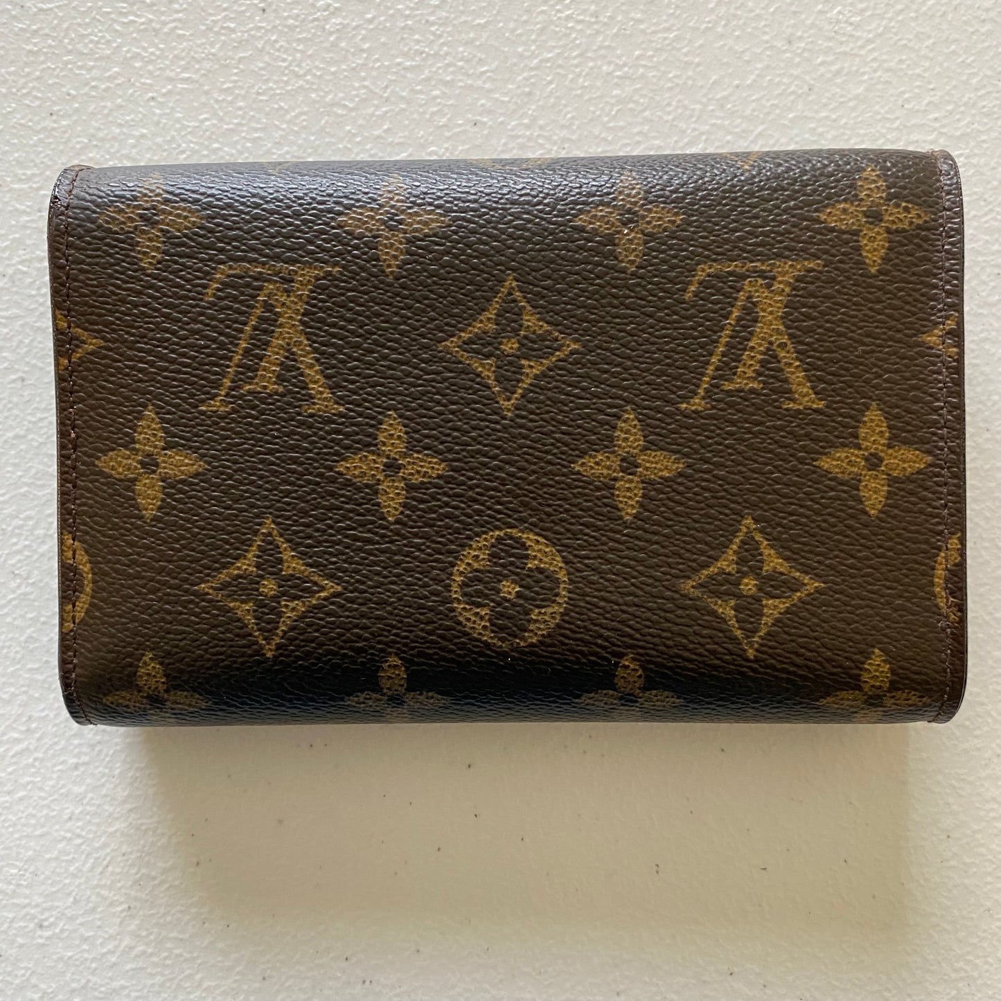 Louis Vuitton monogram wallet CA2079 Authentic with coa 5.9x4